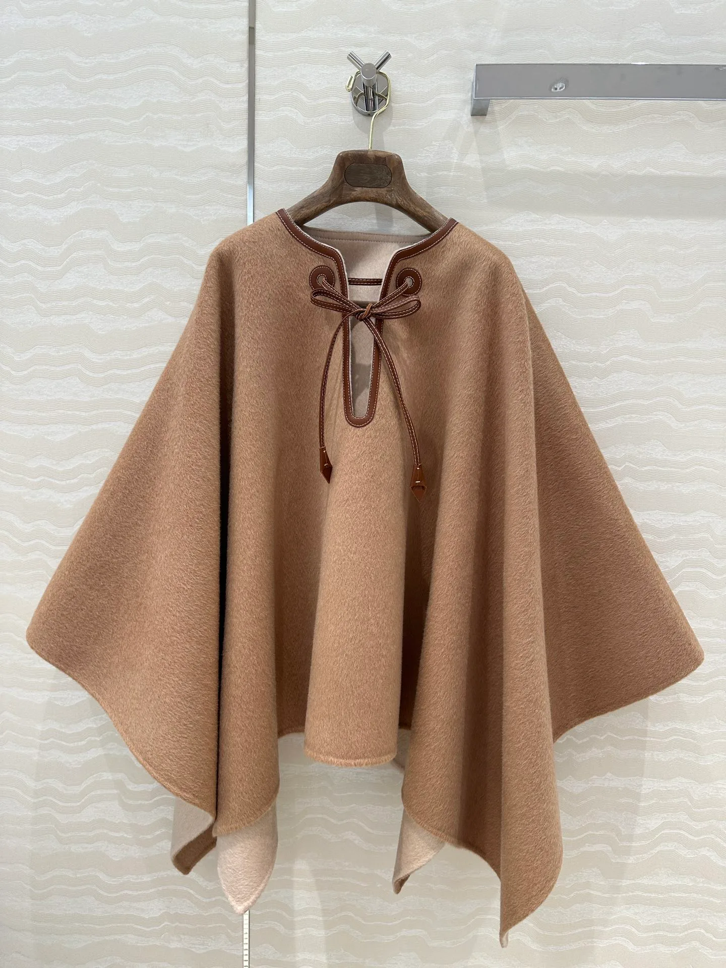 Пальто Женские Loro Piana 18605774
