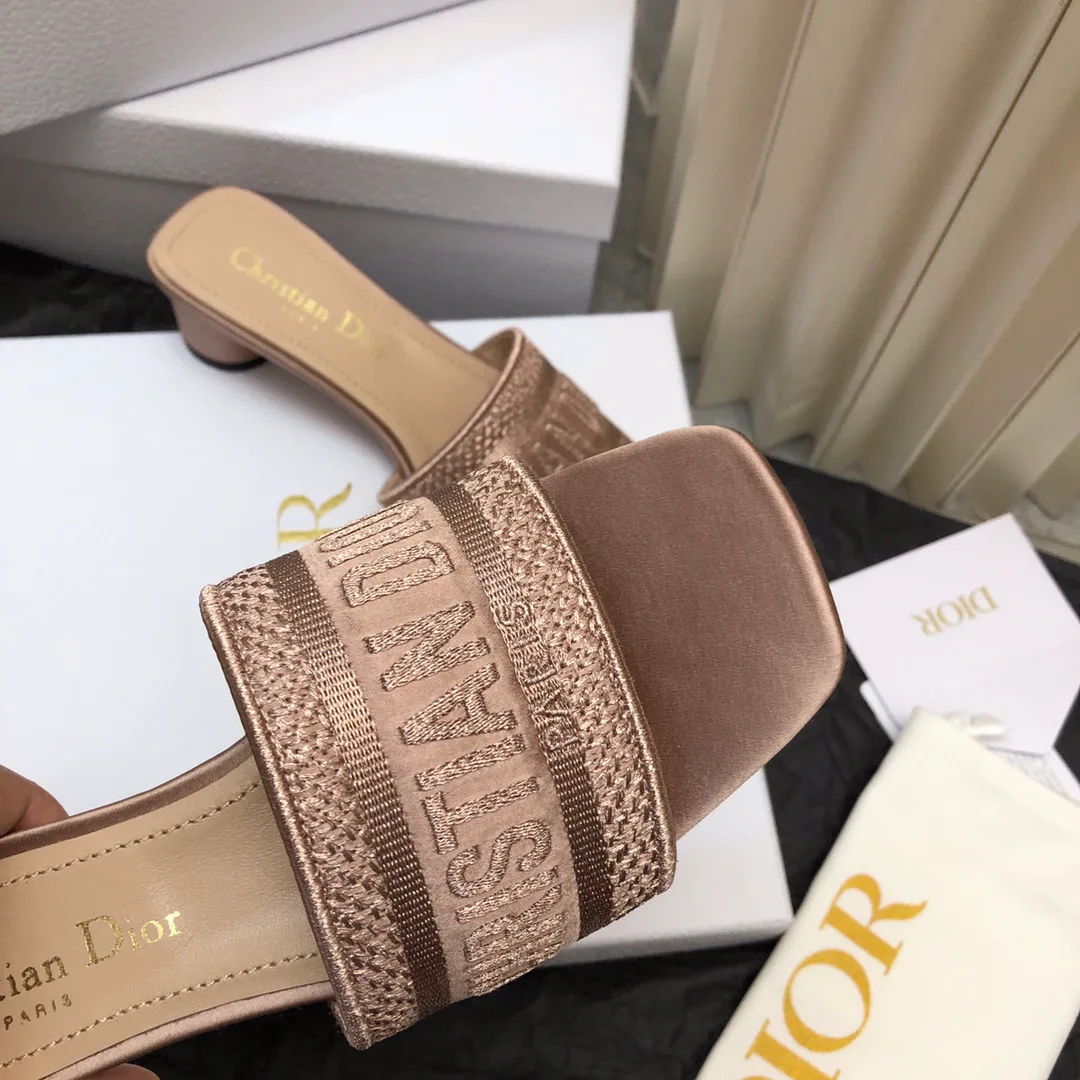 Босоножки Женские Christian Dior 18634027