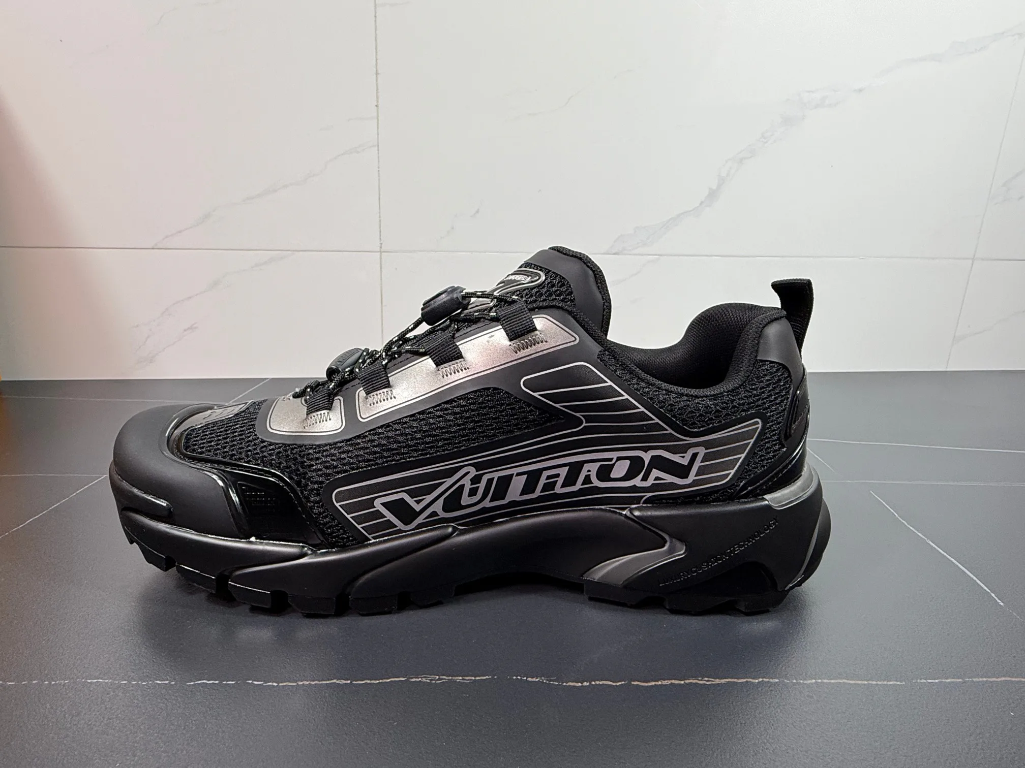 Кроссовки Мужские Louis Vuitton 27579