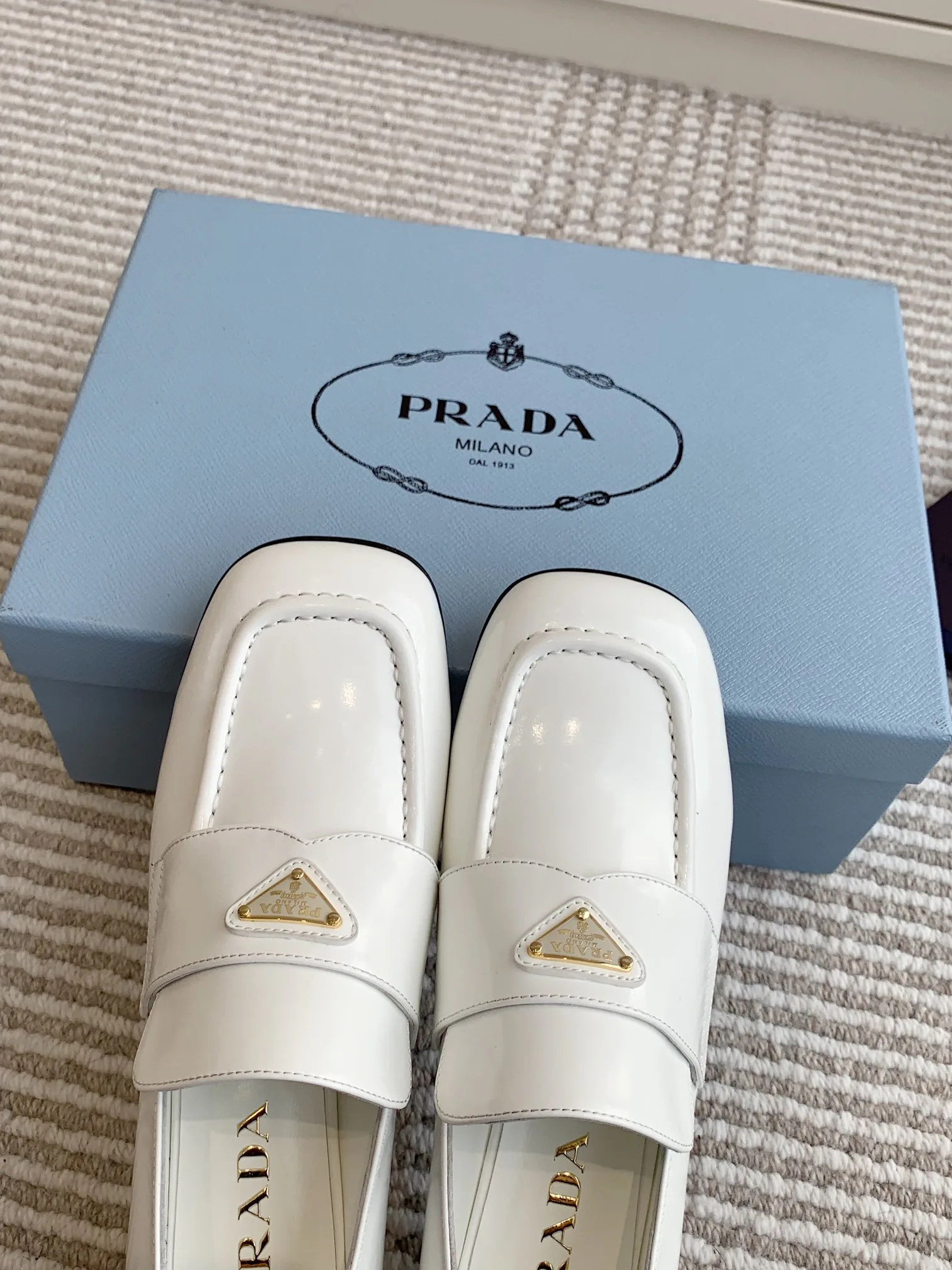 Лоферы И Мокасины Женские Prada 8686