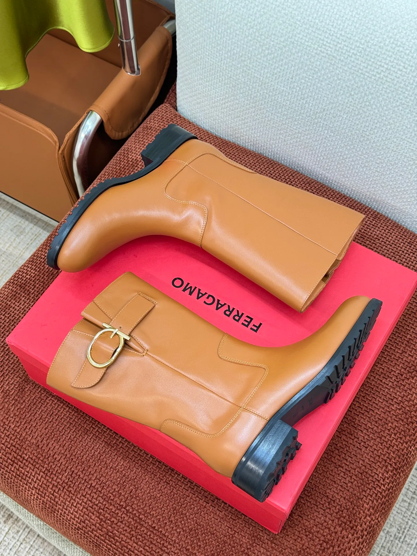 Сапоги Женские Salvatore Ferragamo 18341973