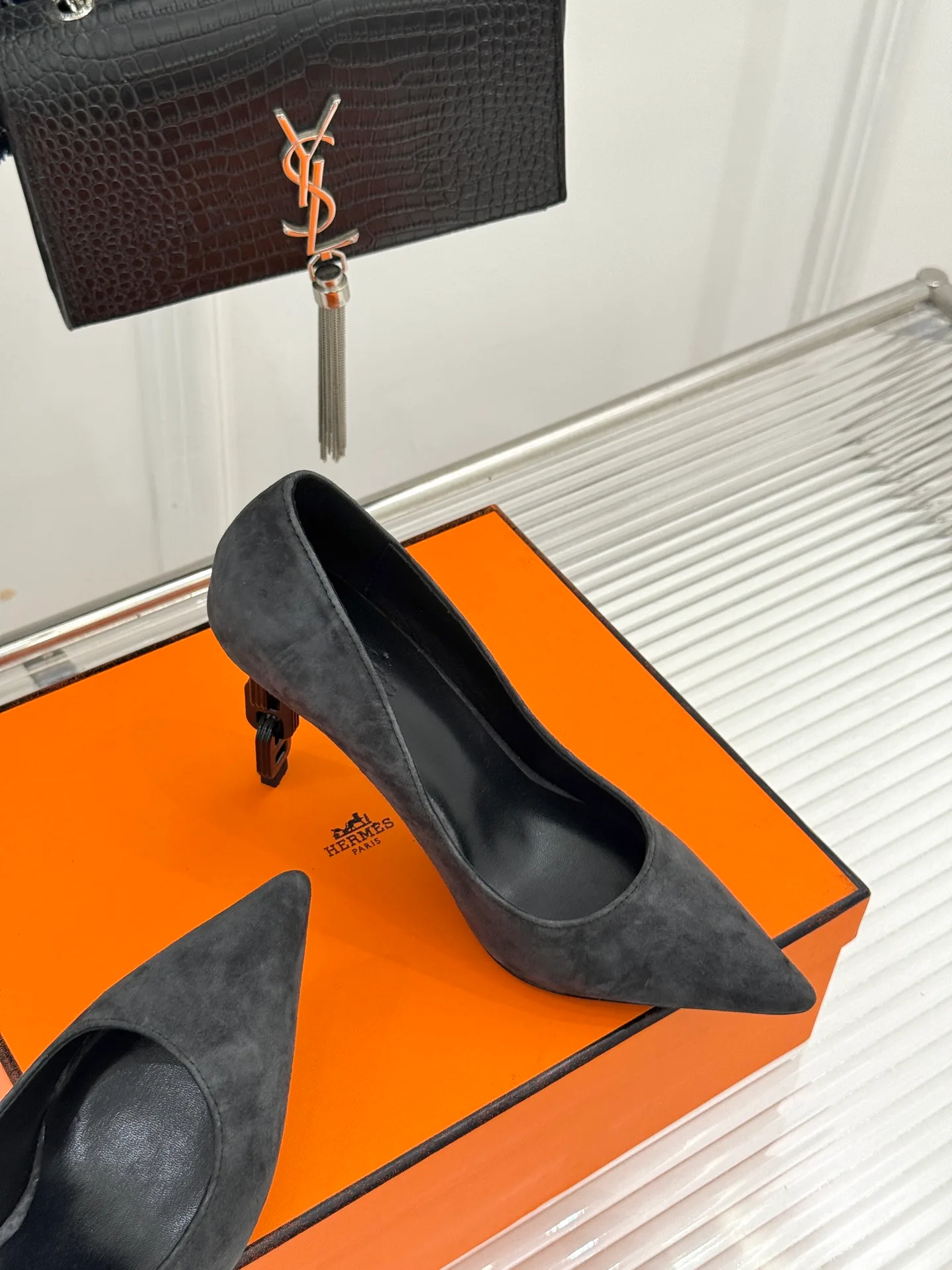 Туфли Женские Hermes 18080271