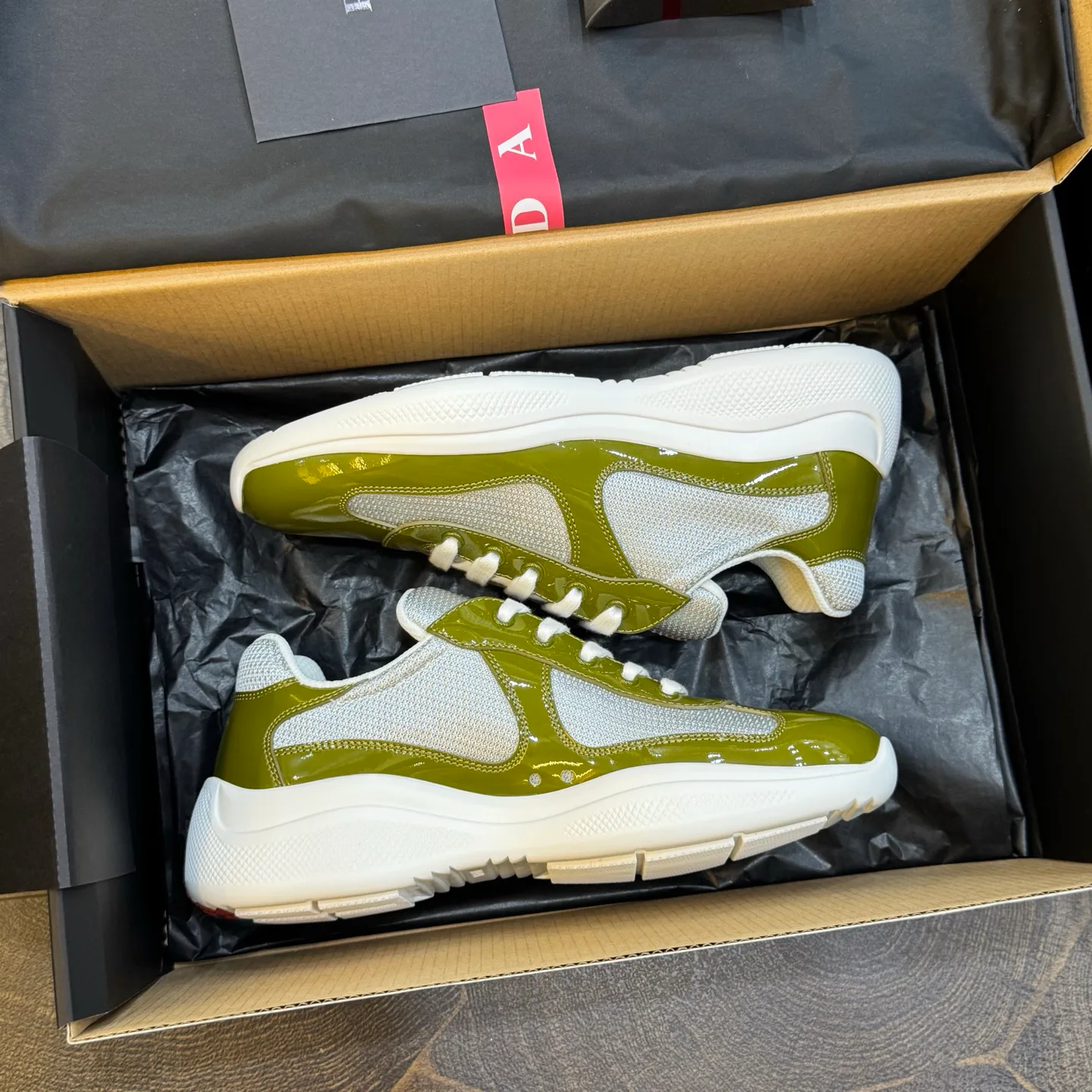 Кроссовки Женские Prada 18267048