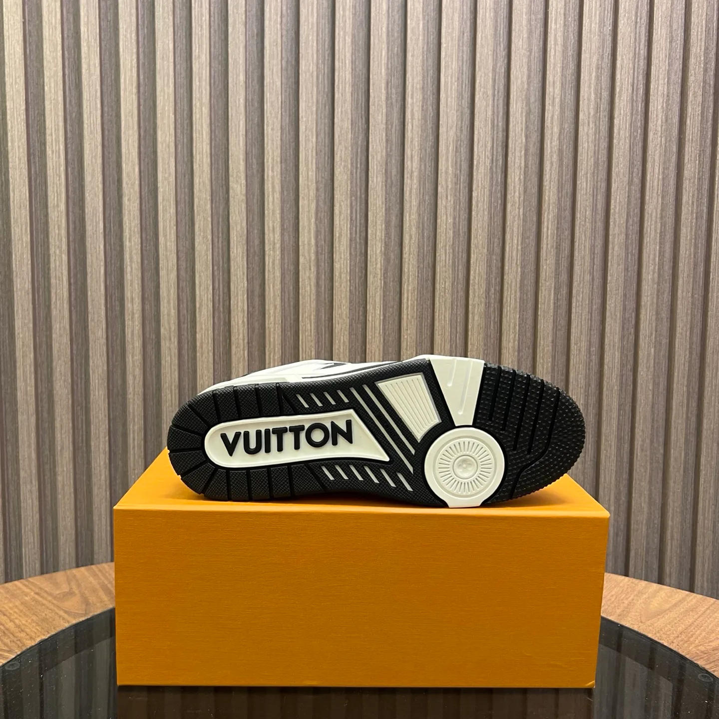 Кроссовки Мужские Louis Vuitton 82699