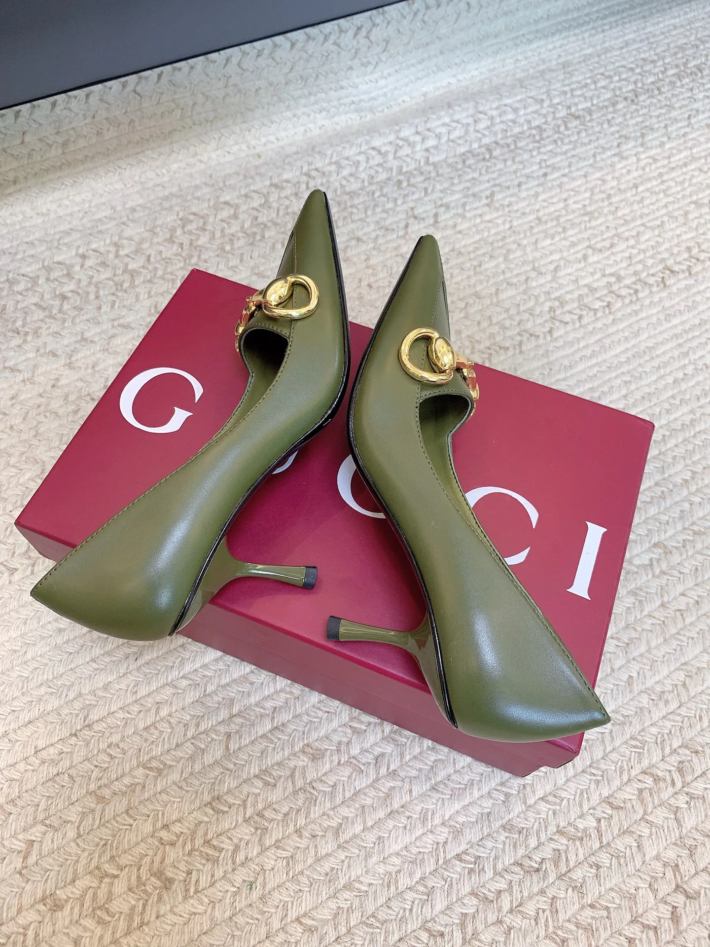 Туфли Женские Gucci 17656669