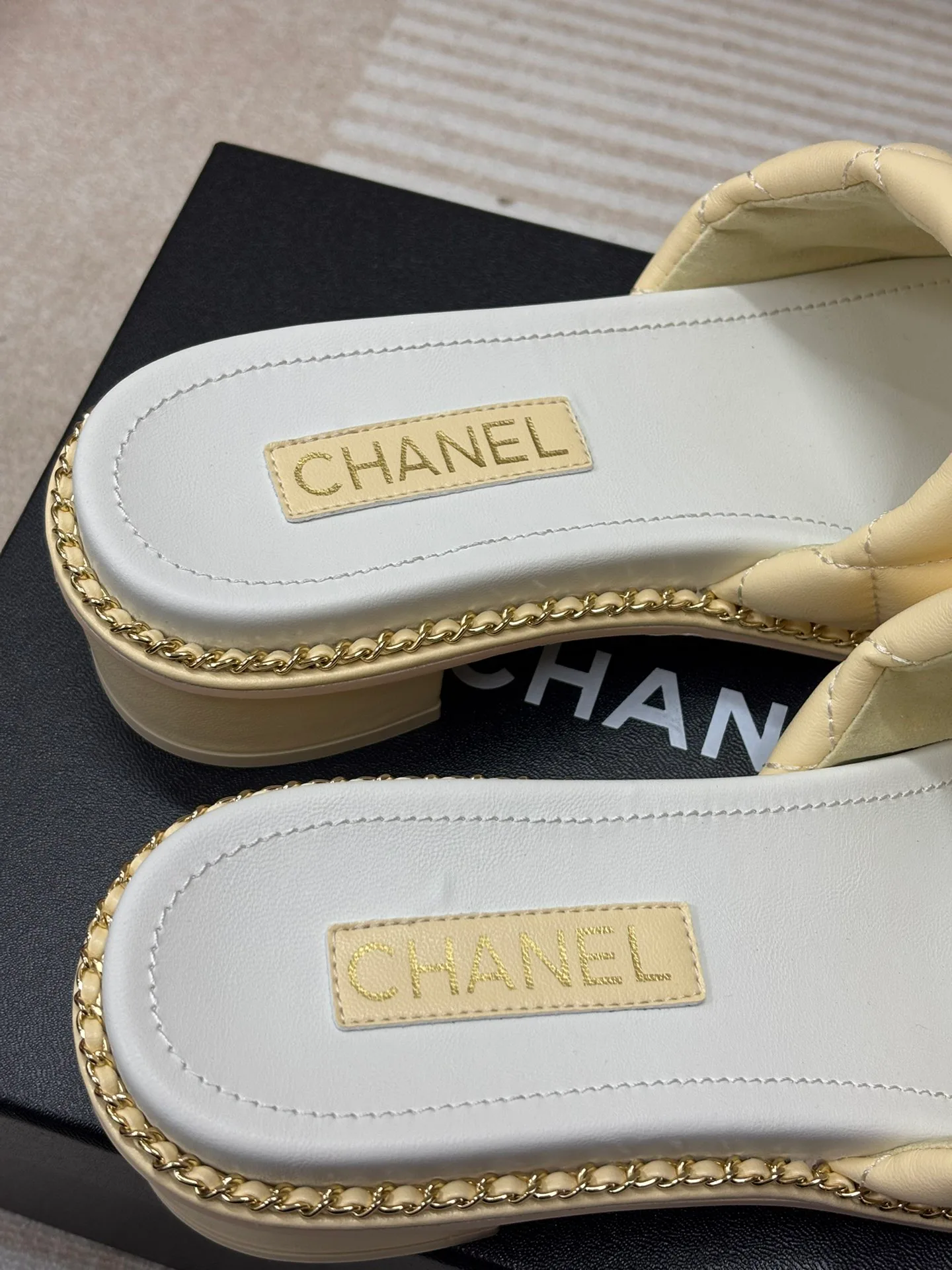 Босоножки Женские Chanel 30300