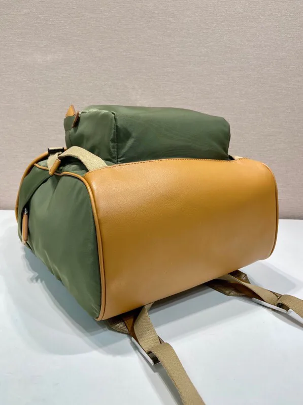 Рюкзаки Женские Prada 18362290
