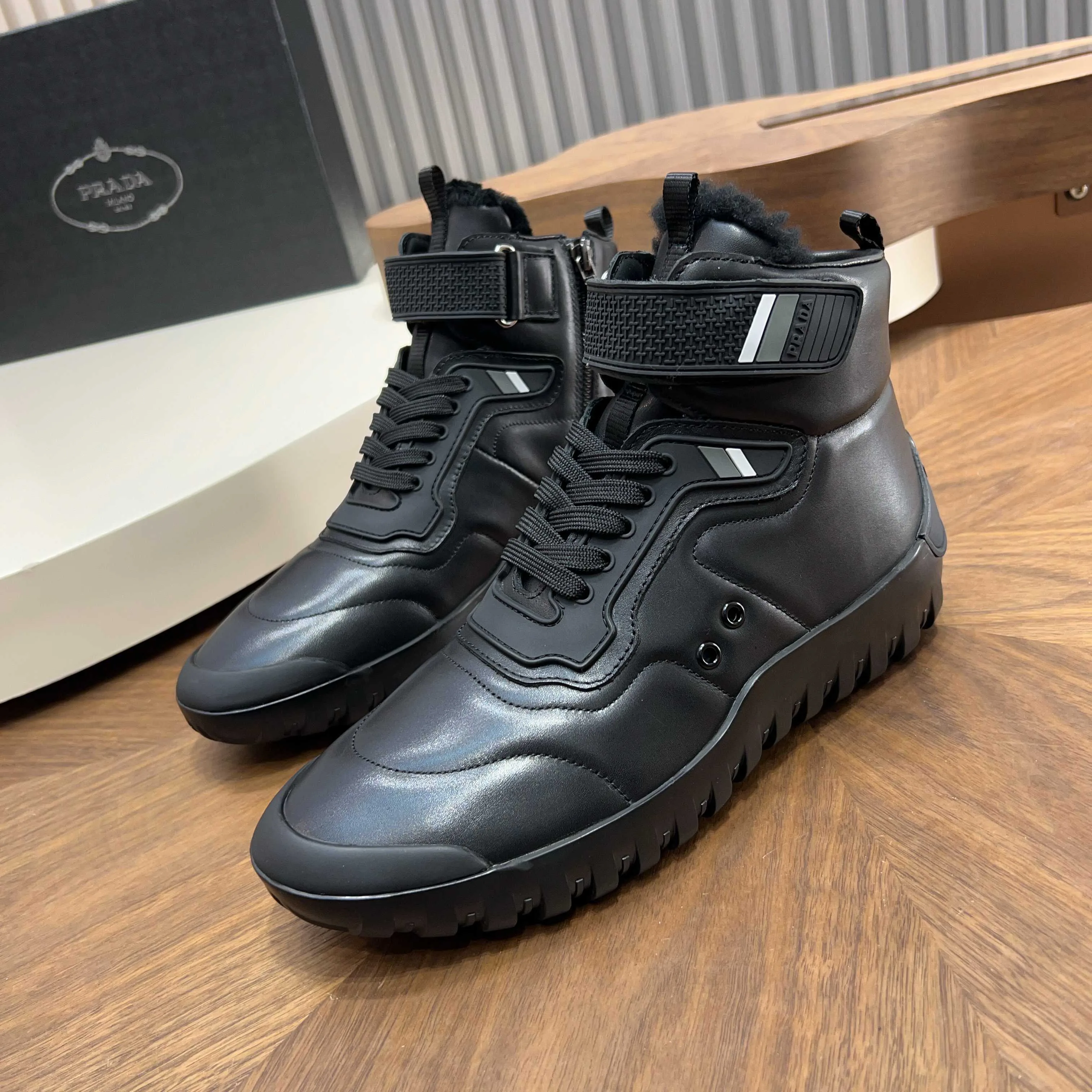 Кроссовки Мужские Prada 982839