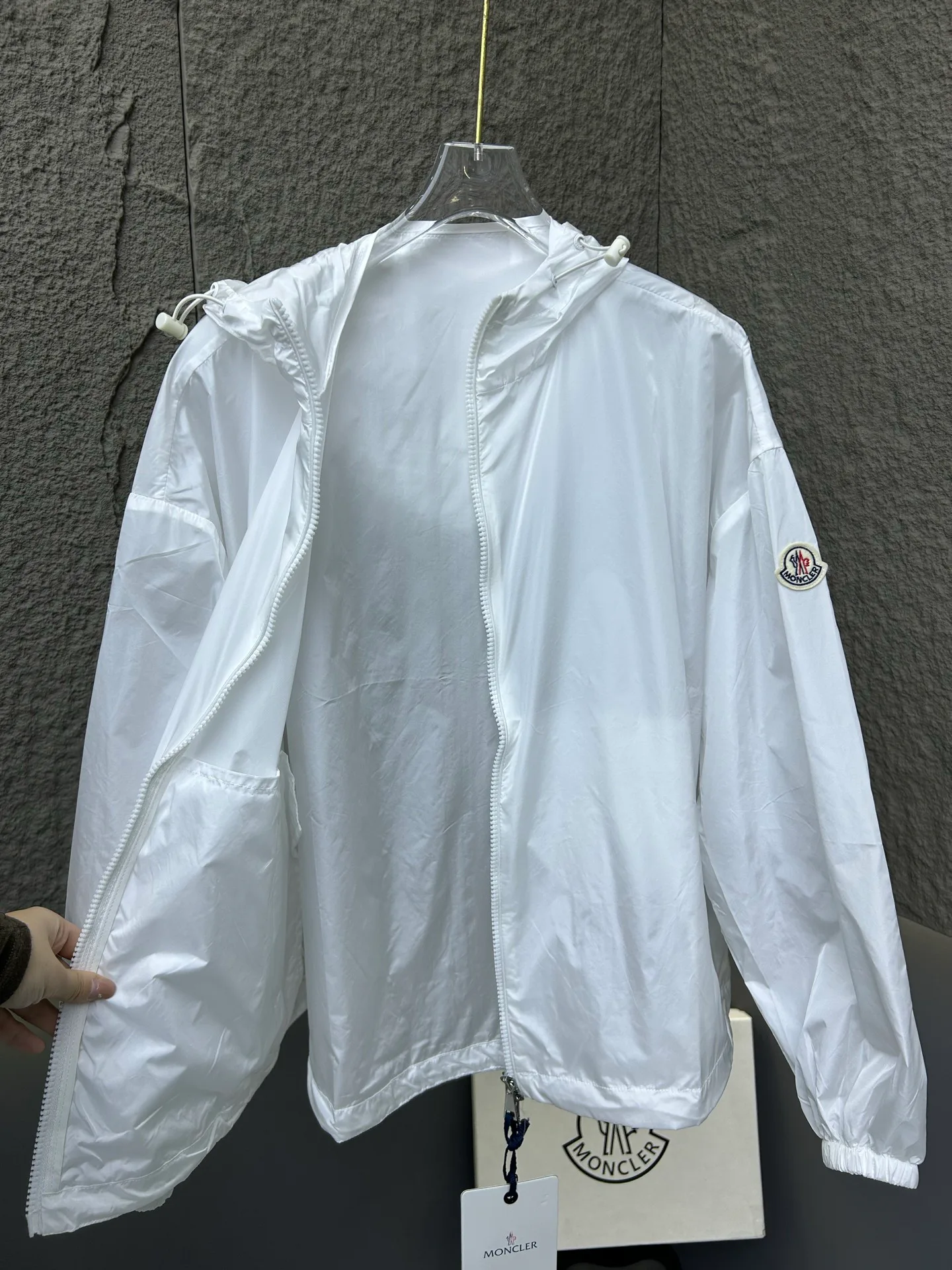 Куртки И Пуховики Женские Moncler 11862679