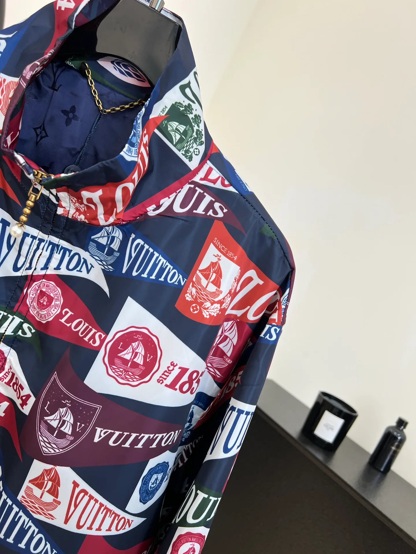 Куртки И Пуховики Мужские Louis Vuitton 1446787