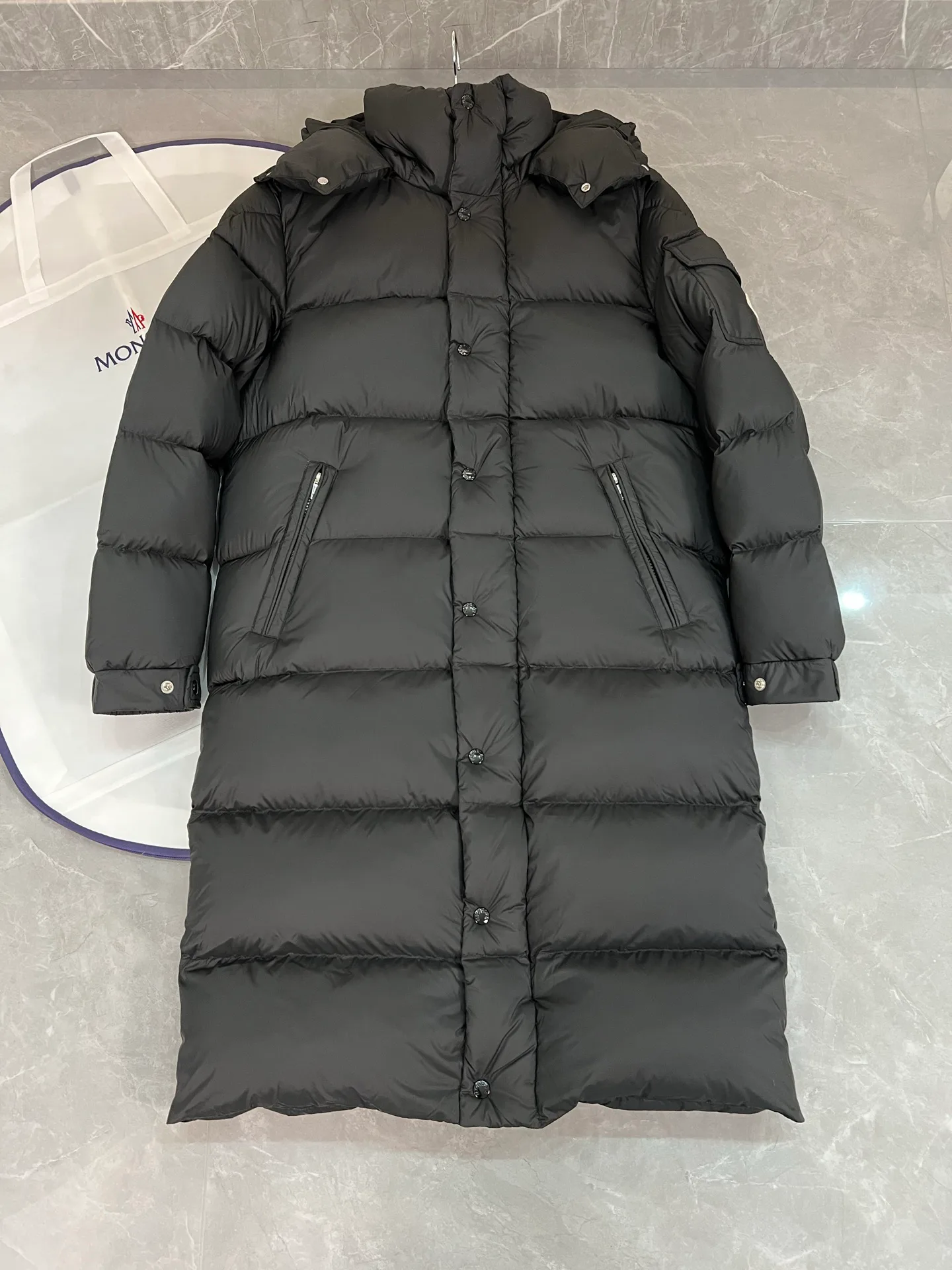 Куртки И Пуховики Женские Moncler 18599881