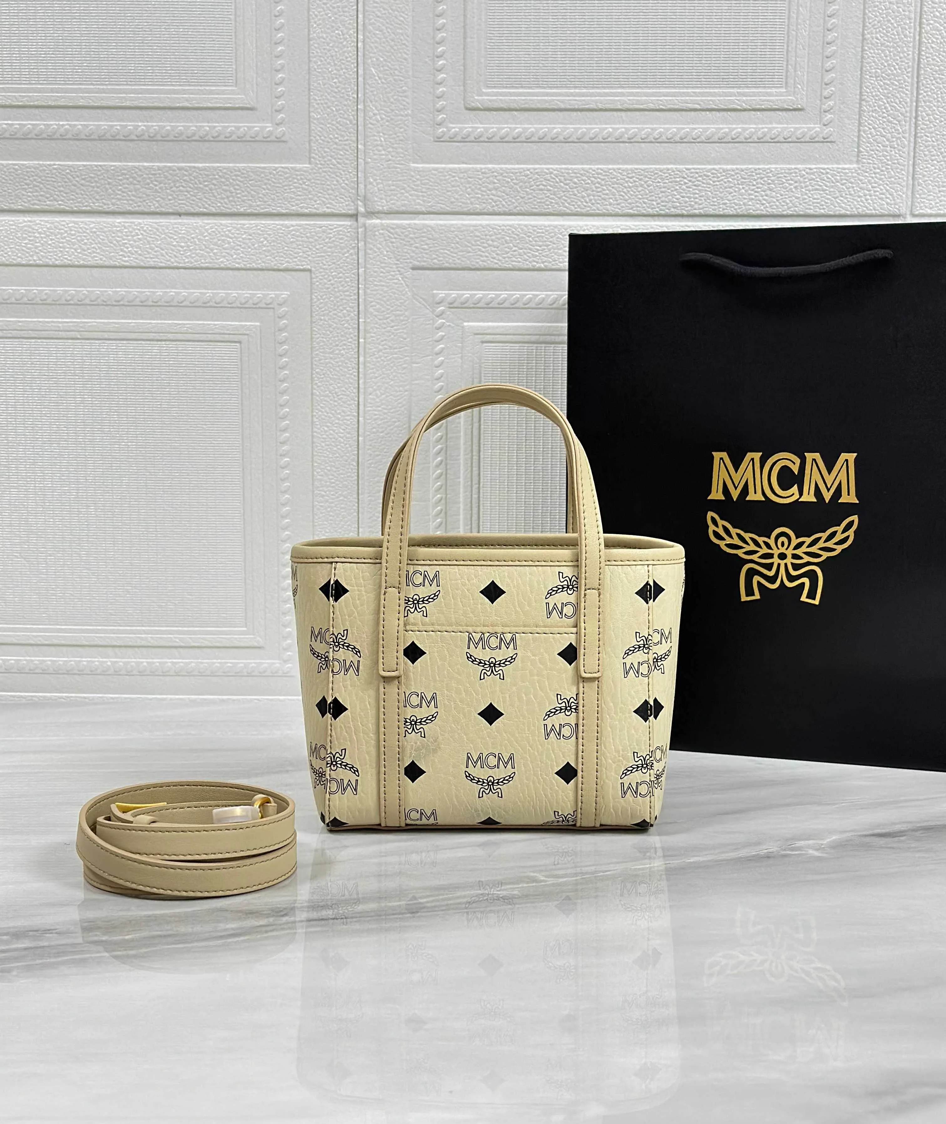 Сумки На Ремне Женские Mcm 397919