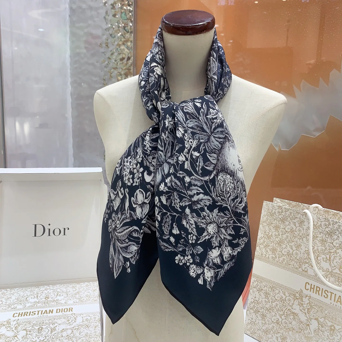 Шарфы Christian Dior 21891