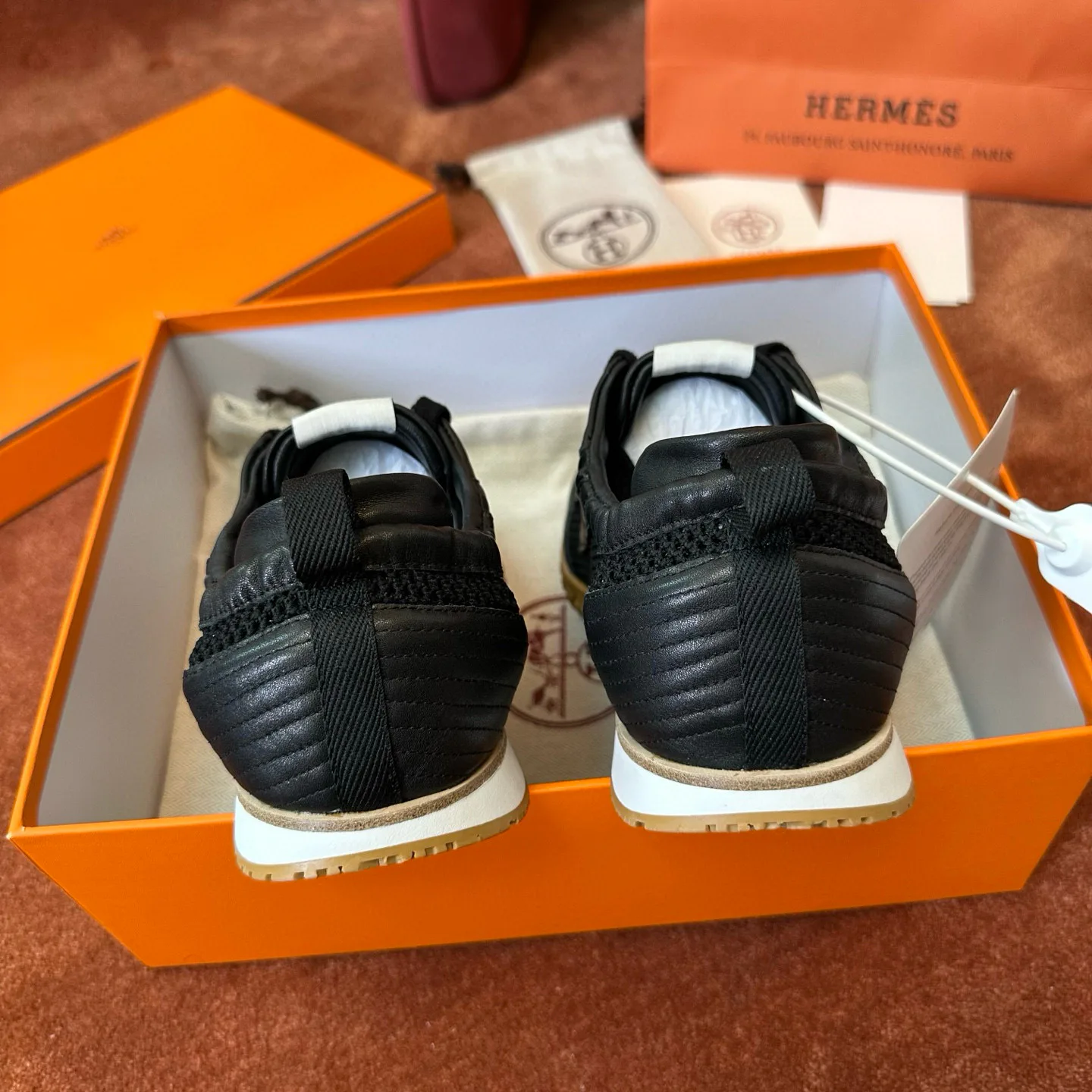 Кроссовки Женские Hermes 209402