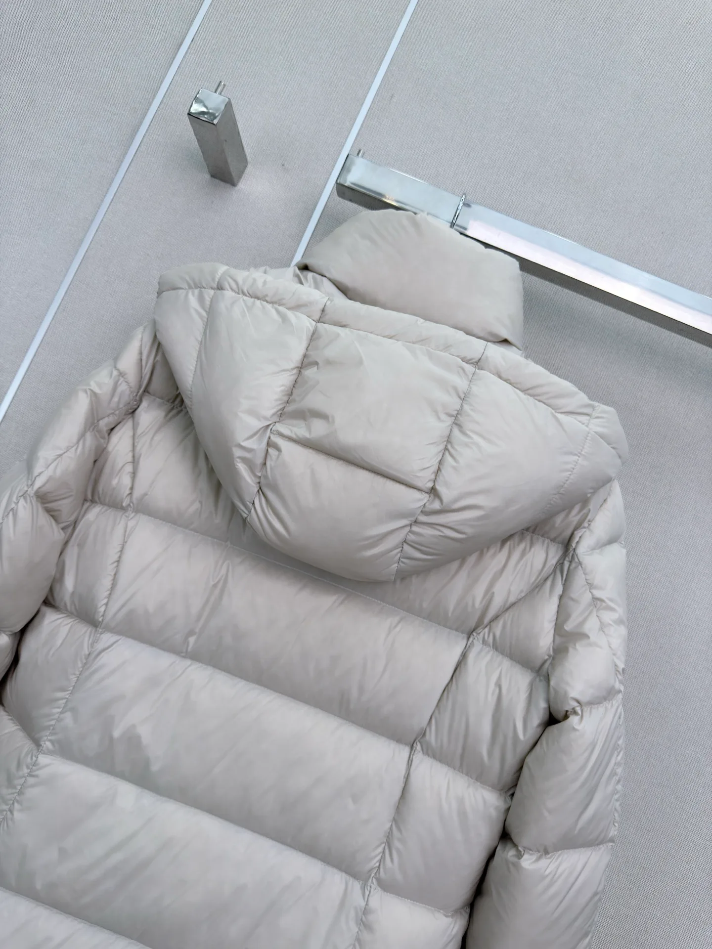 Куртки И Пуховики Женские Prada 18185815