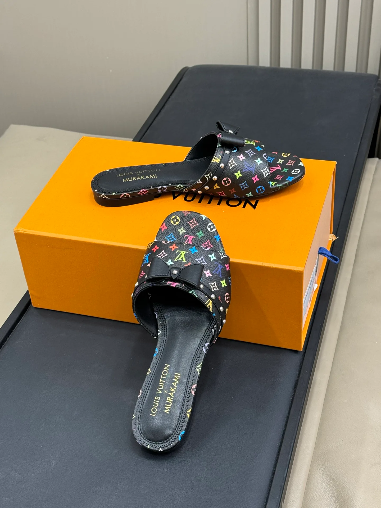 Шлепанцы Женские Louis Vuitton 11581907