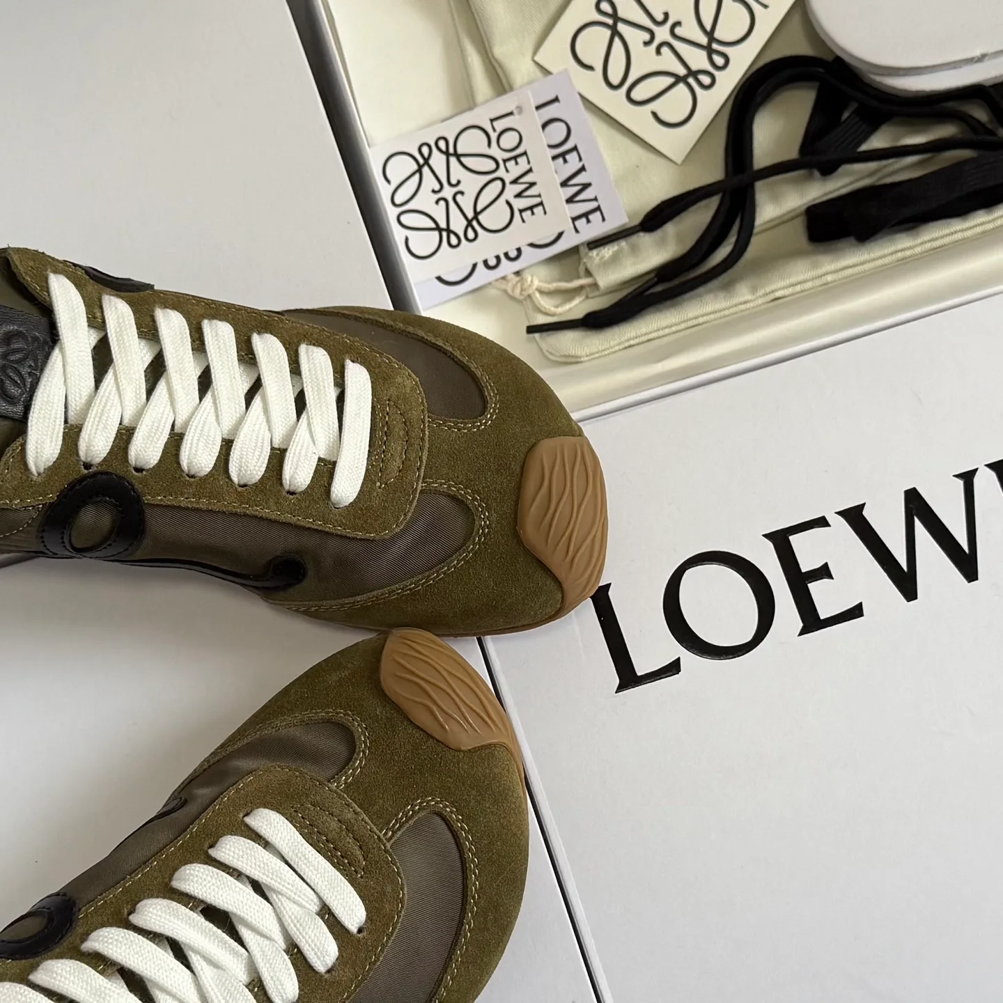 Кроссовки Женские Loewe 6131991