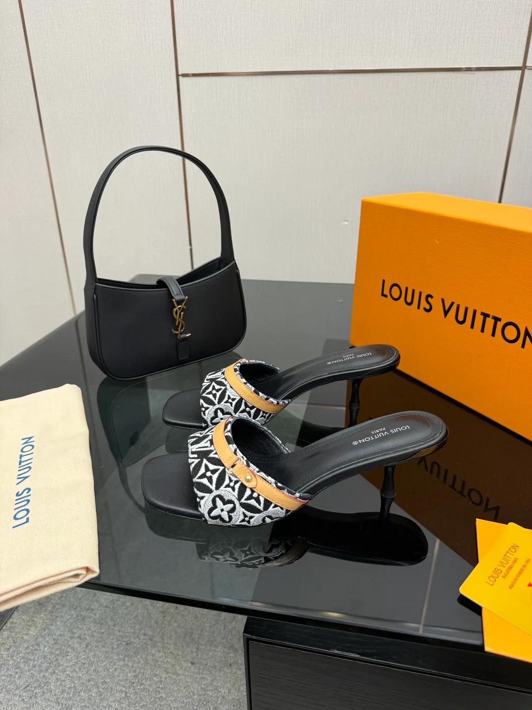 Туфли Женские Louis Vuitton 1466337