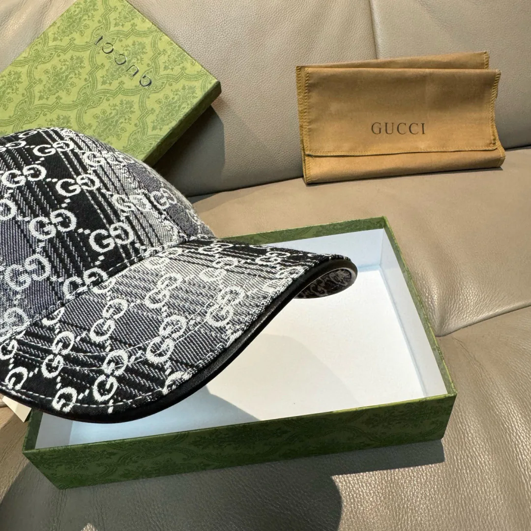 Головные Уборы Gucci 18347047