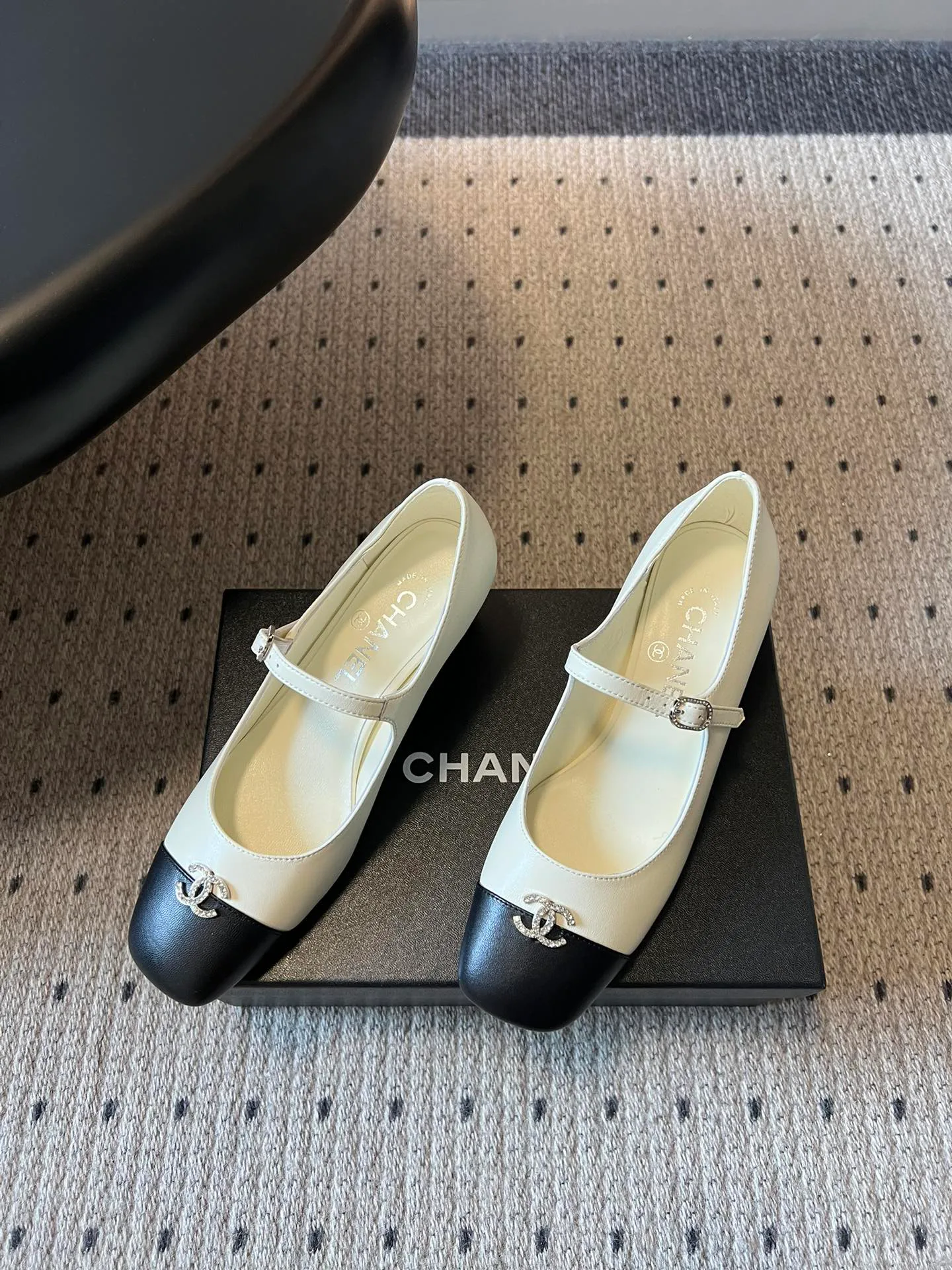 Туфли Женские Chanel 12311608