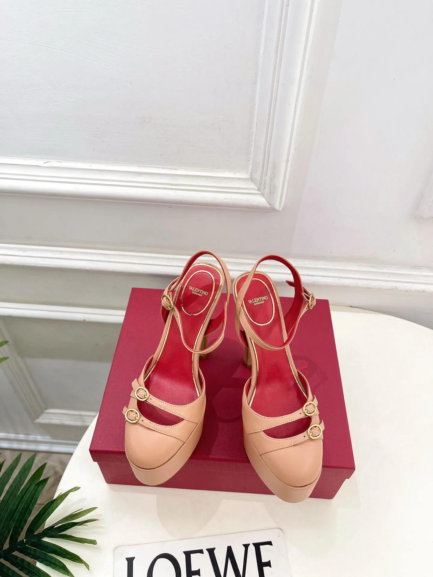 Босоножки Женские Valentino 13218173