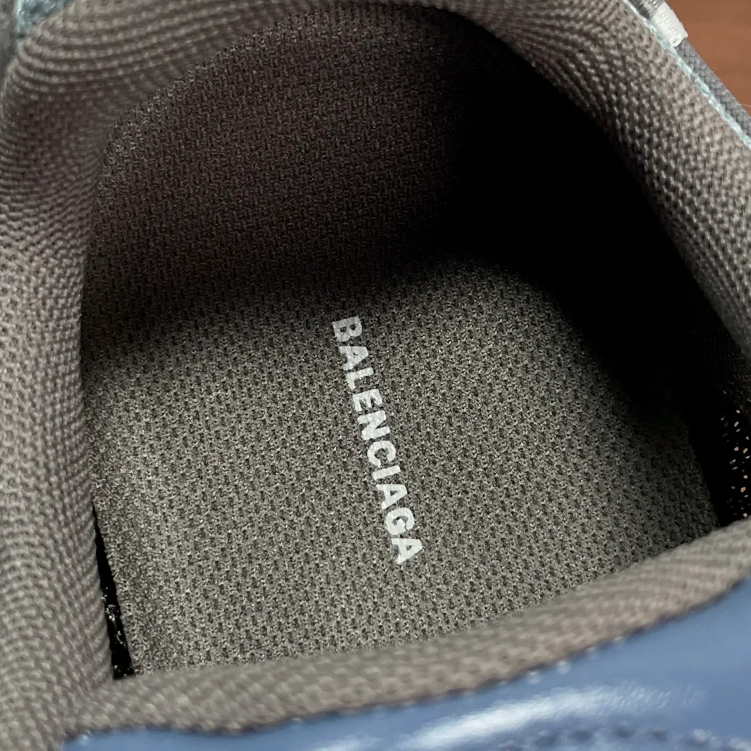 Кроссовки Женские Balenciaga 16873248