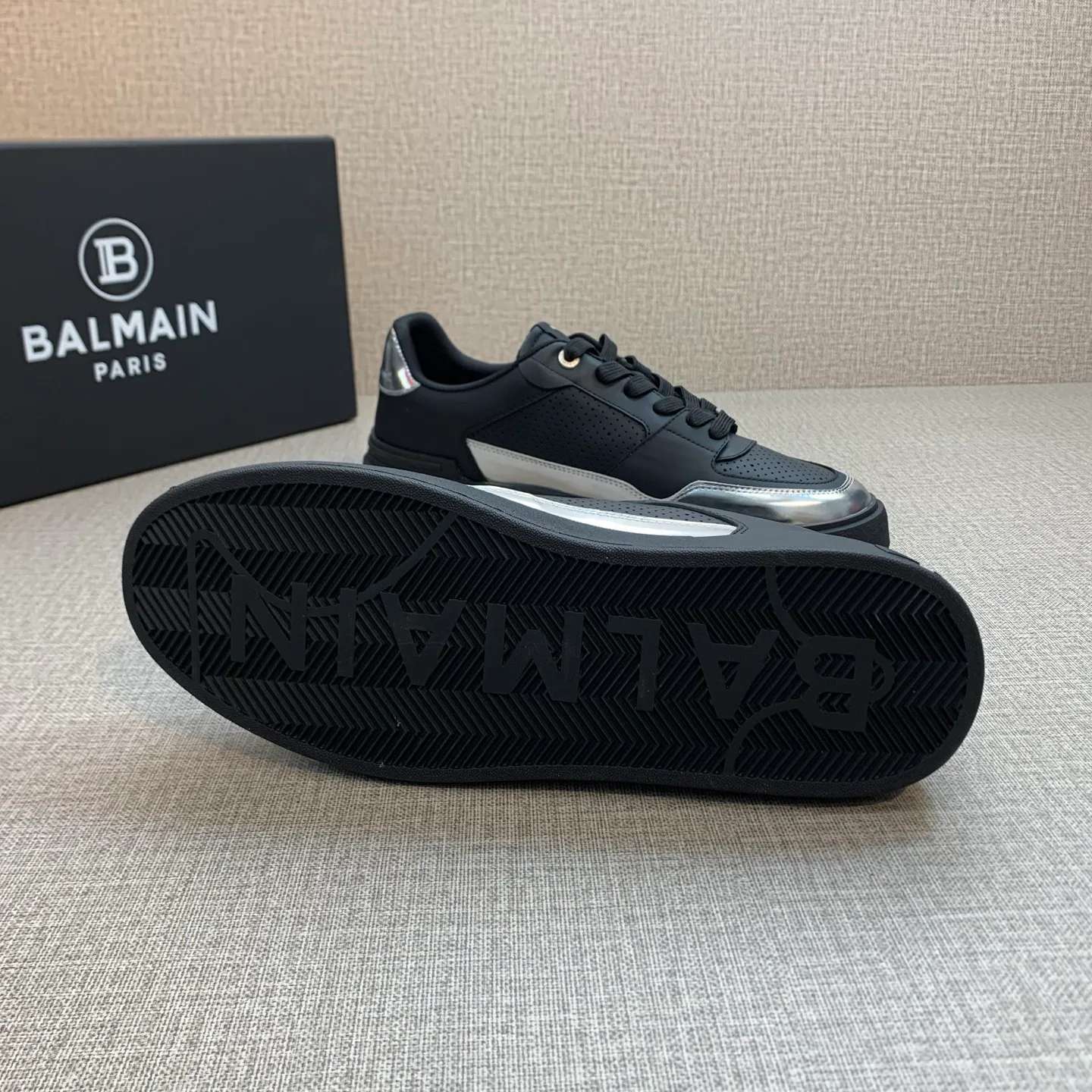 Кроссовки Мужские Balmain 480661