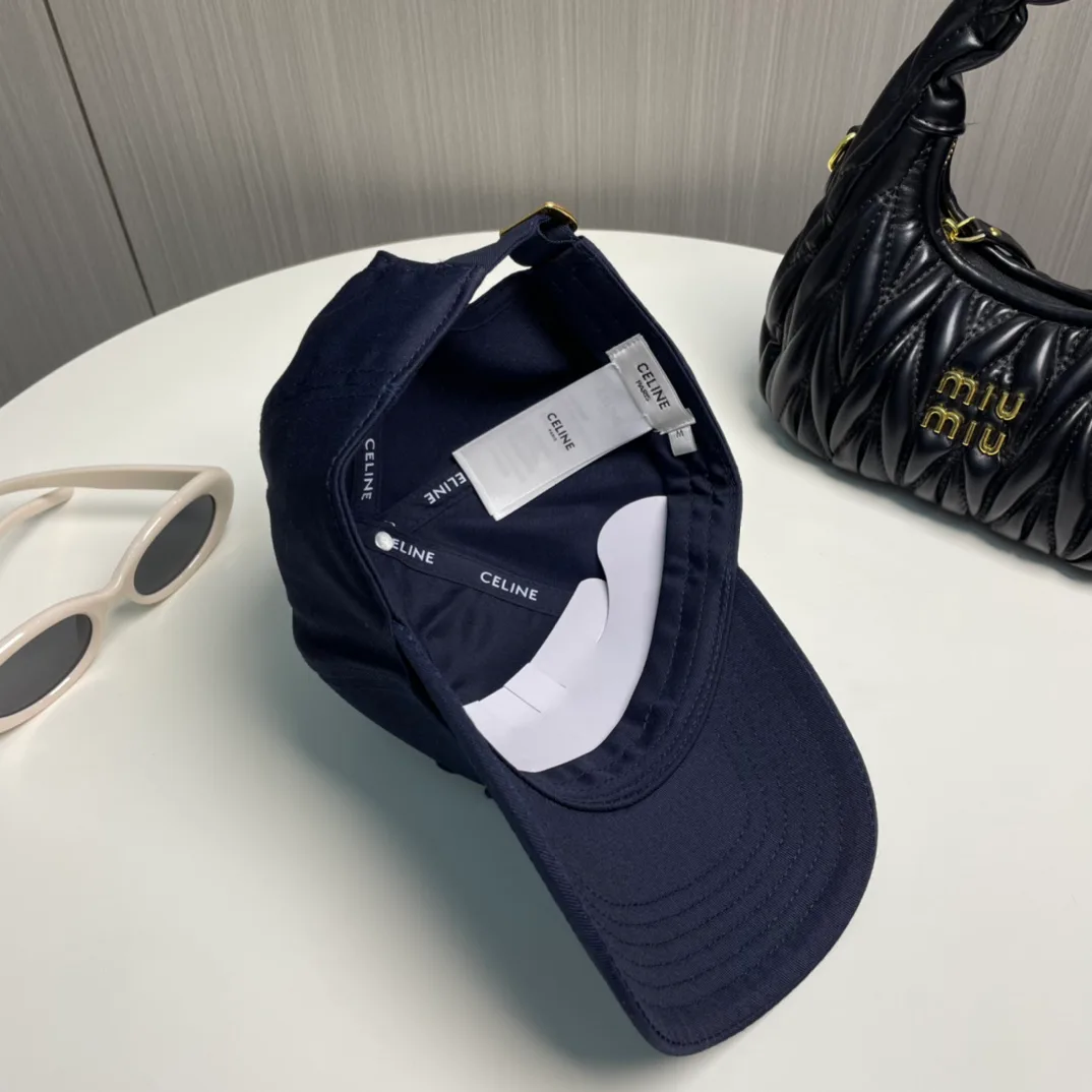 Головные Уборы Celine 13294333