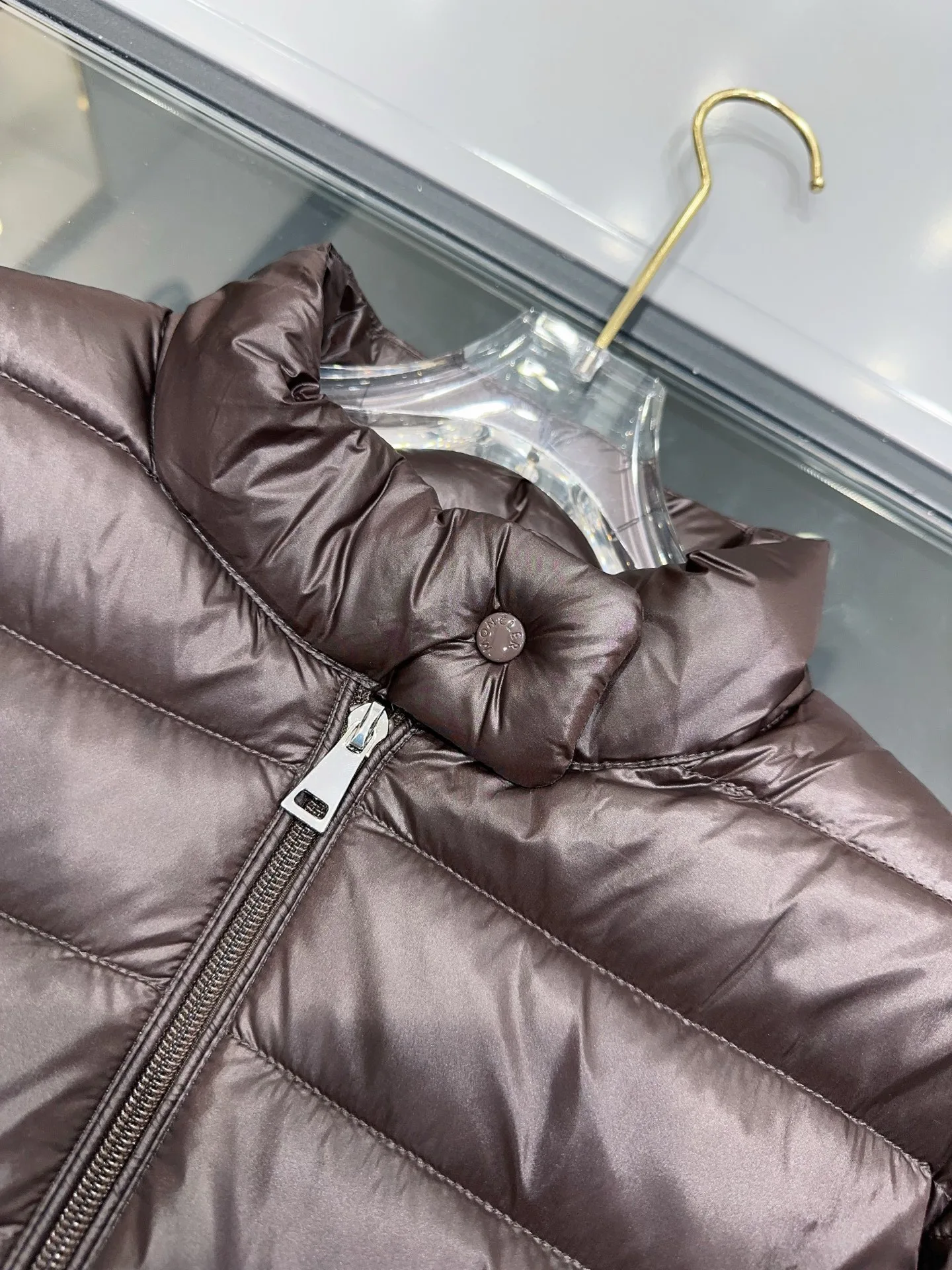 Куртки И Пуховики Женские Moncler 19084324
