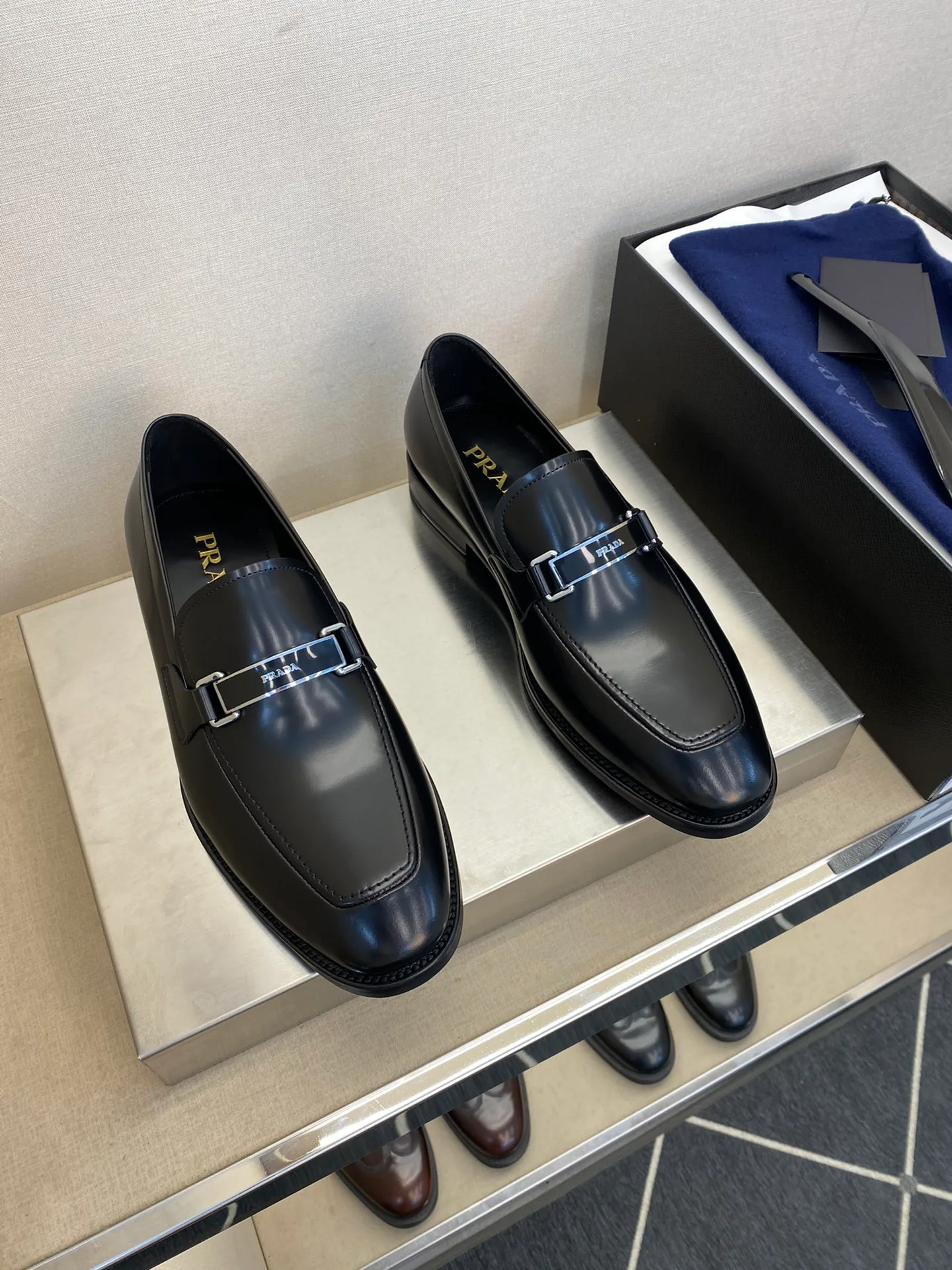 Лоферы И Туфли Мужские Prada 18079113