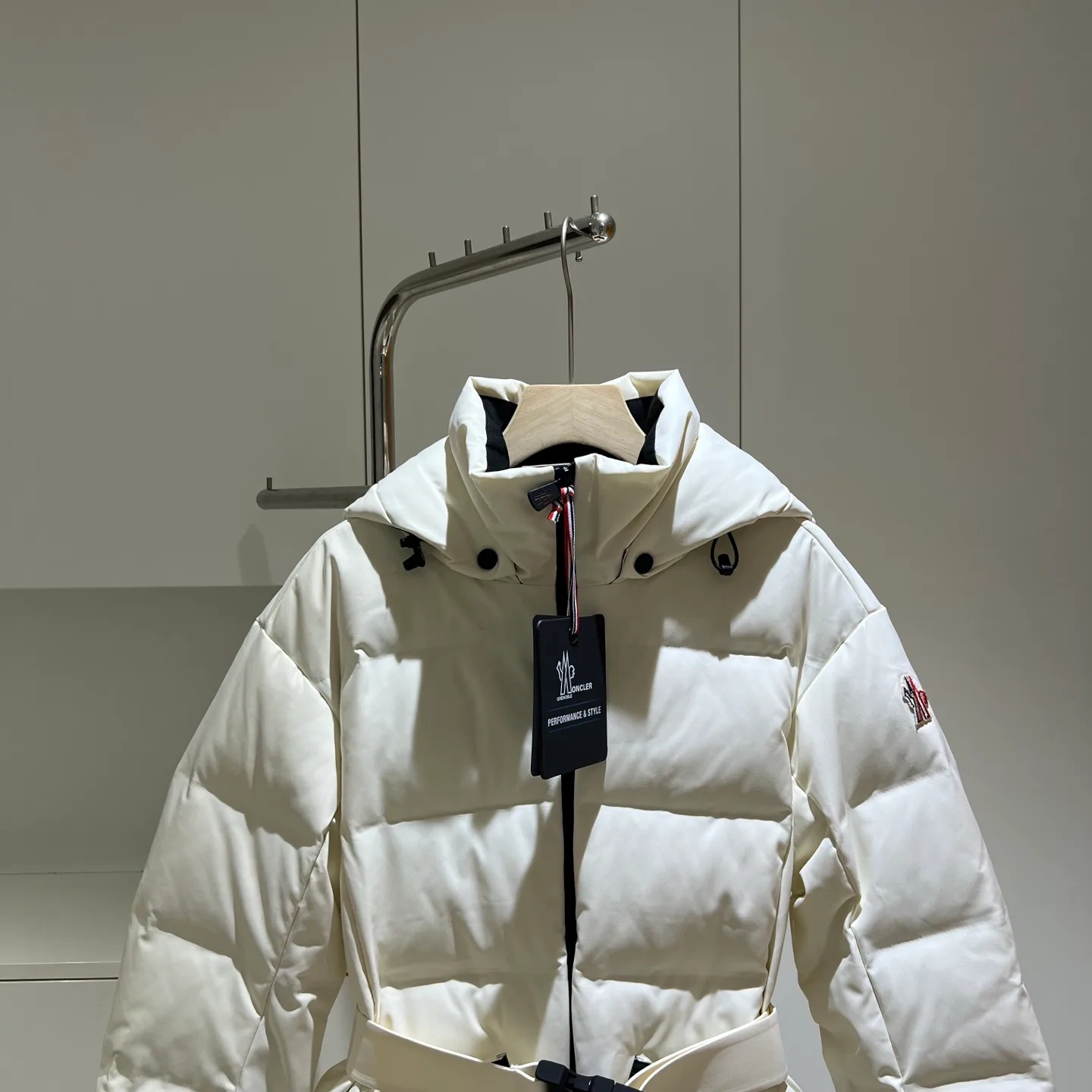 Куртки И Пуховики Женские Moncler 18180078