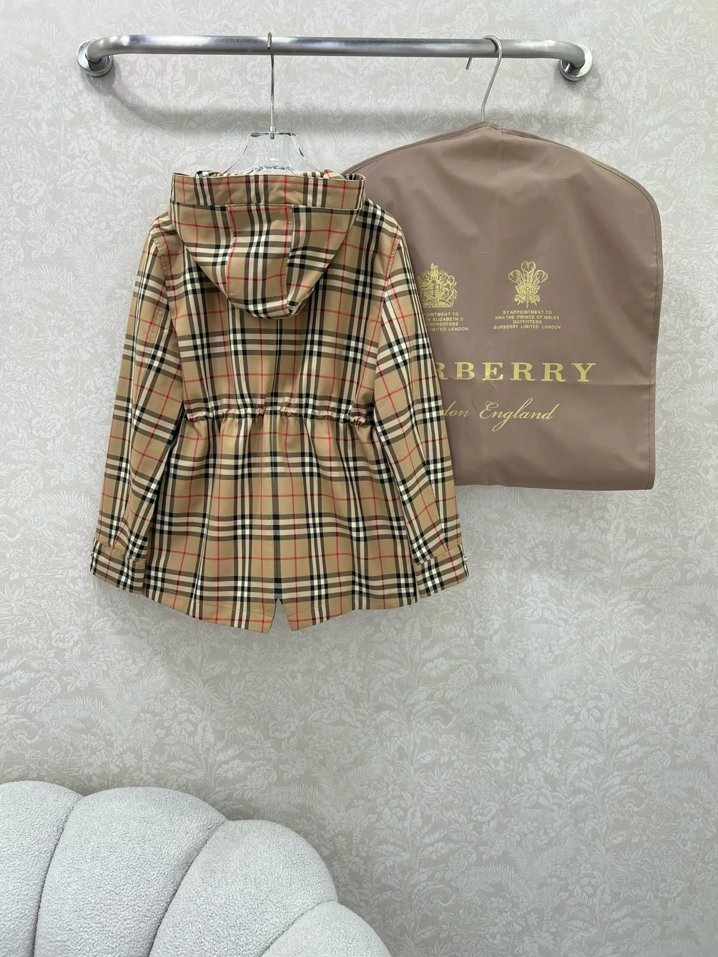 Пальто Женские Burberry 11672162