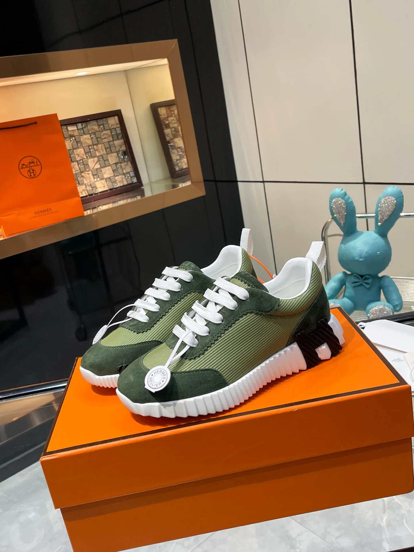 Кроссовки Женские Hermes 232511