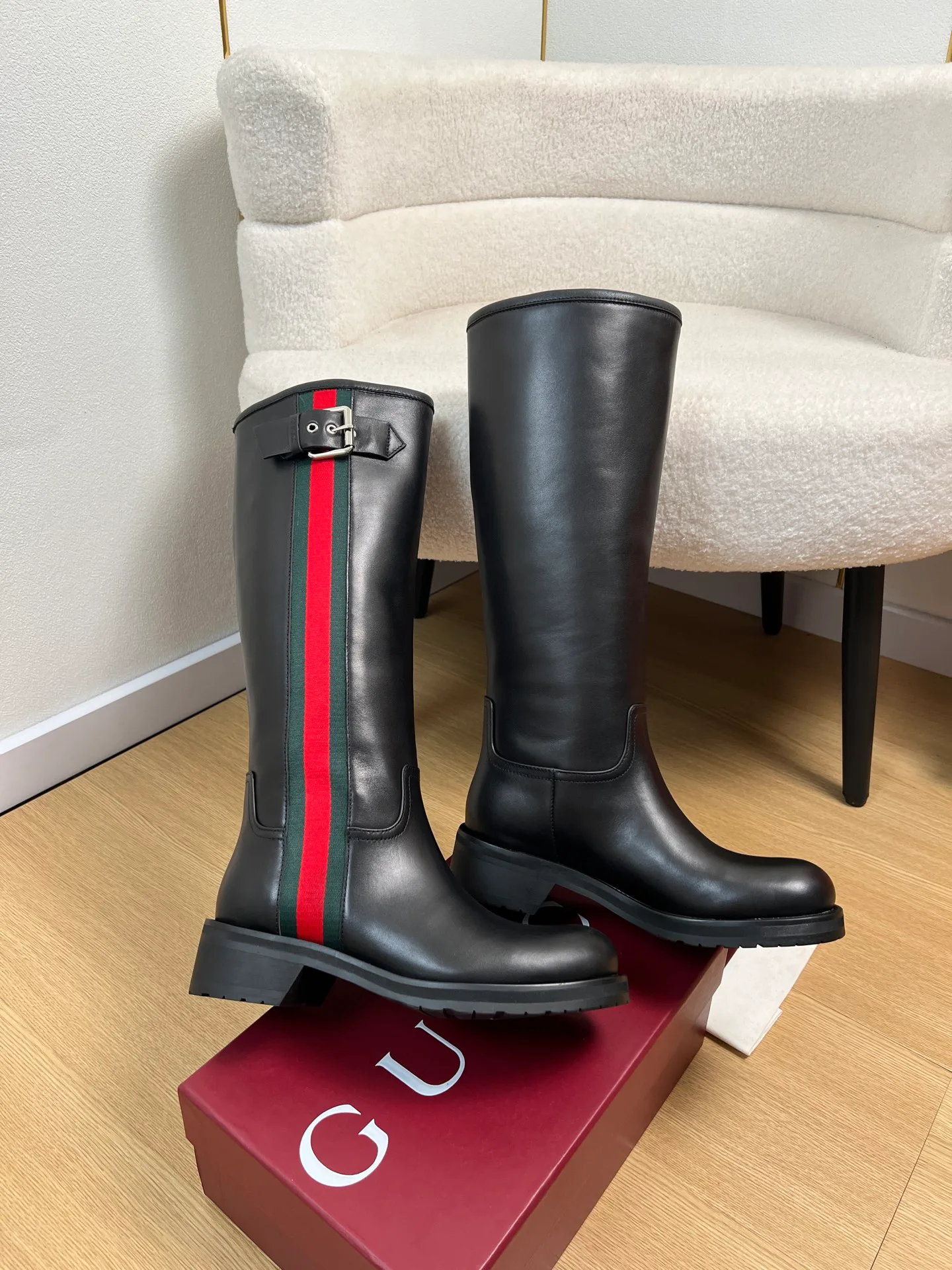 Сапоги Женские Gucci 18152927