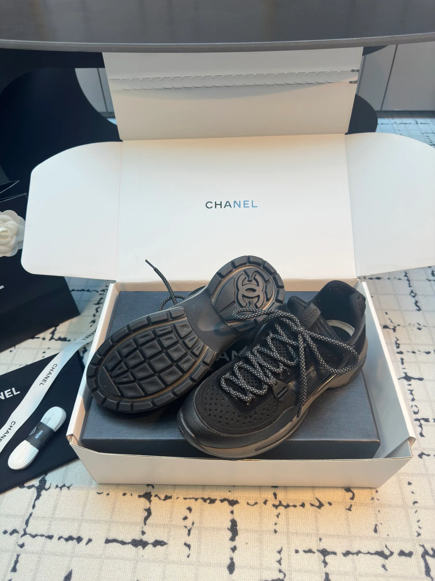 Кроссовки Женские Chanel 9873441