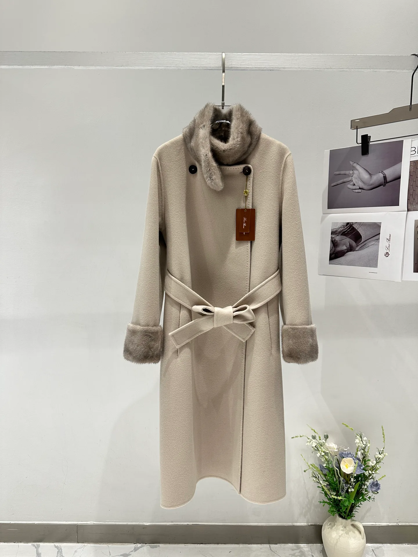 Кожаные Куртки И Дублёнки Женские Loro Piana 4545389