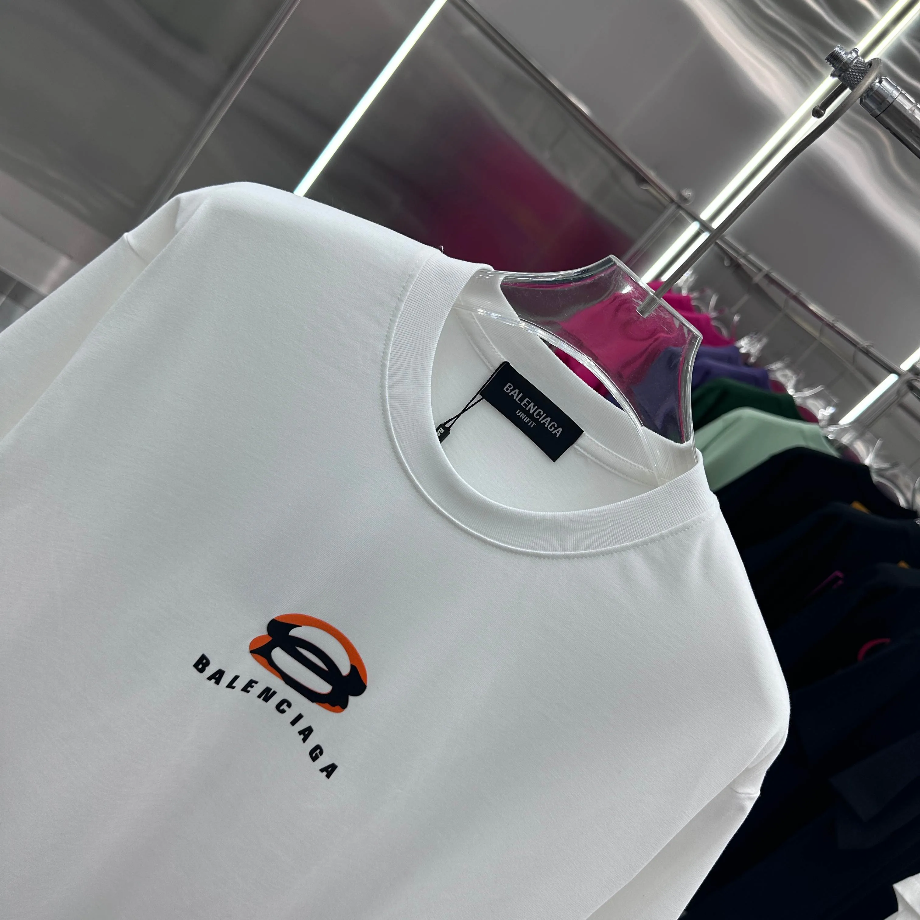 Футболки Женские Balenciaga 24797