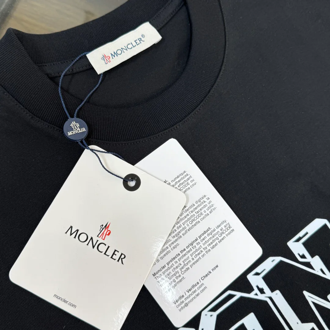 Футболки Женские Moncler 10201135