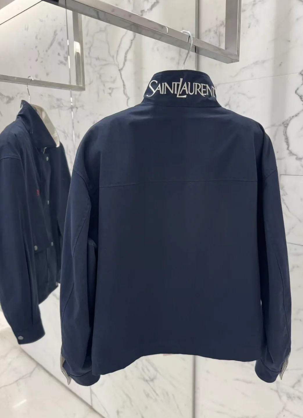 Куртки И Пуховики Женские Saint Laurent 18428471