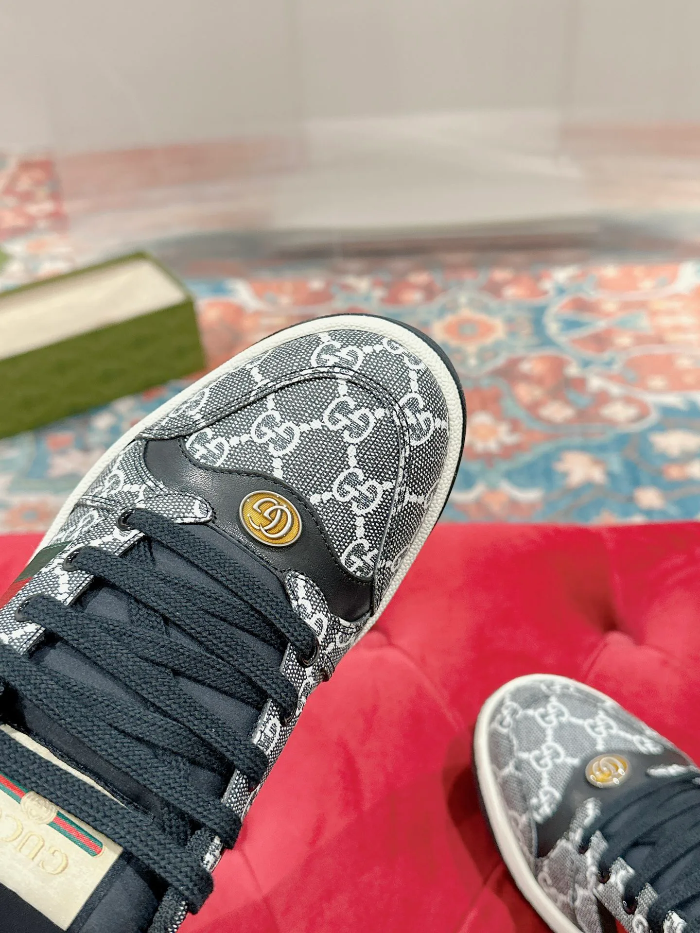 Кроссовки Мужские Gucci 17956693