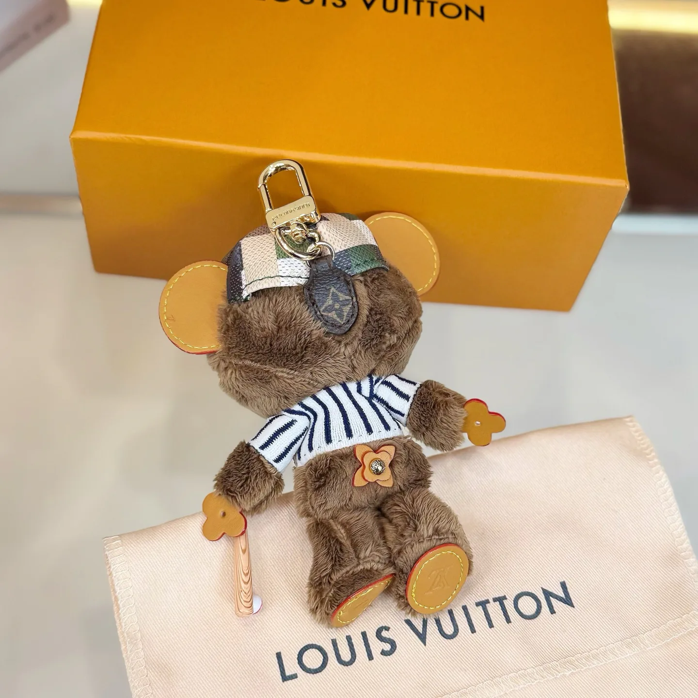 Ключницы Louis Vuitton 17545806