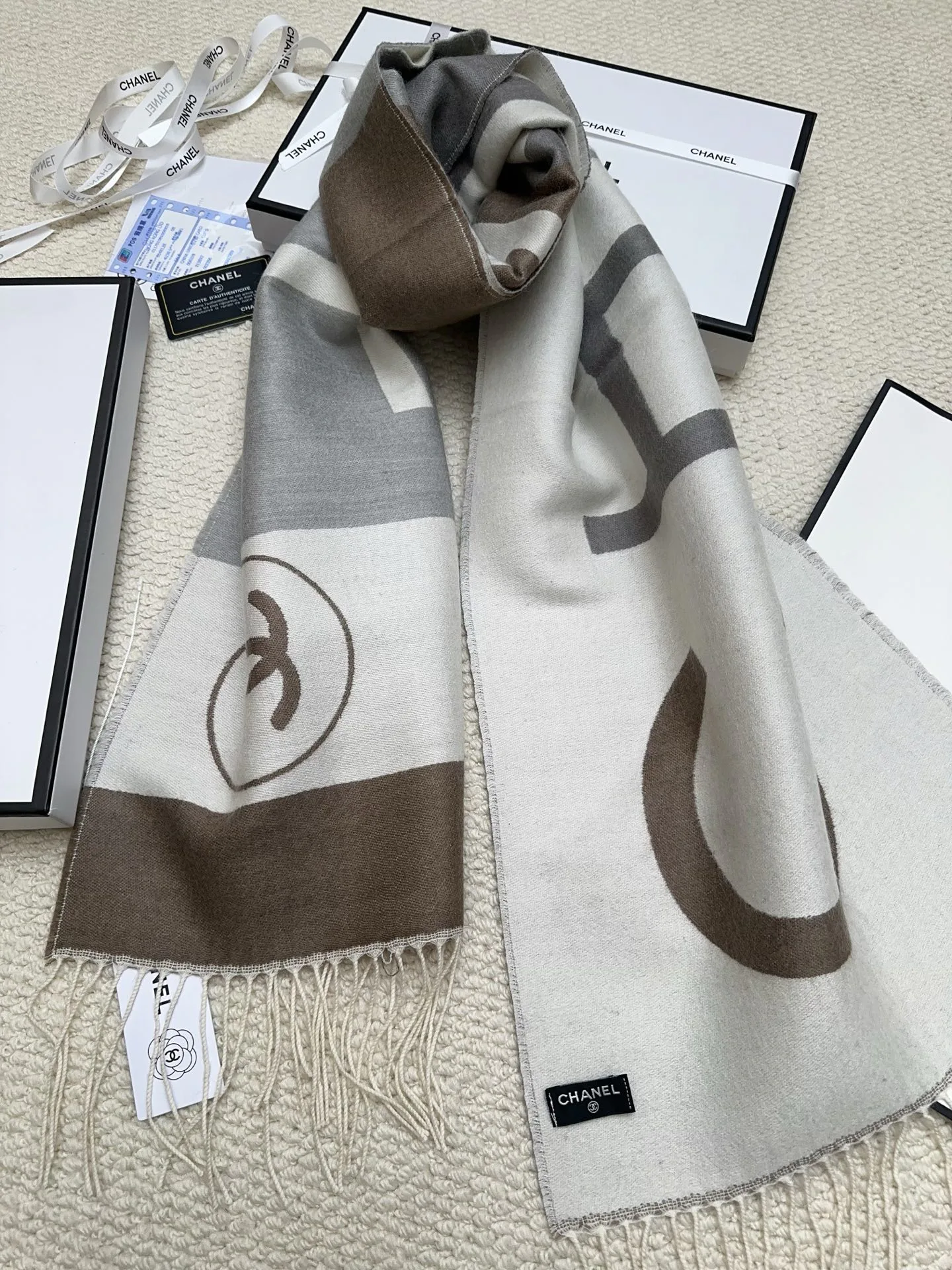 Шарфы Chanel 18002688