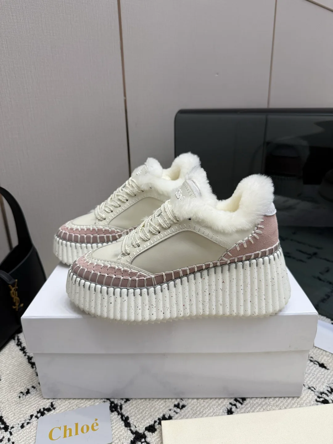 Кроссовки Женские Chloe 19336881