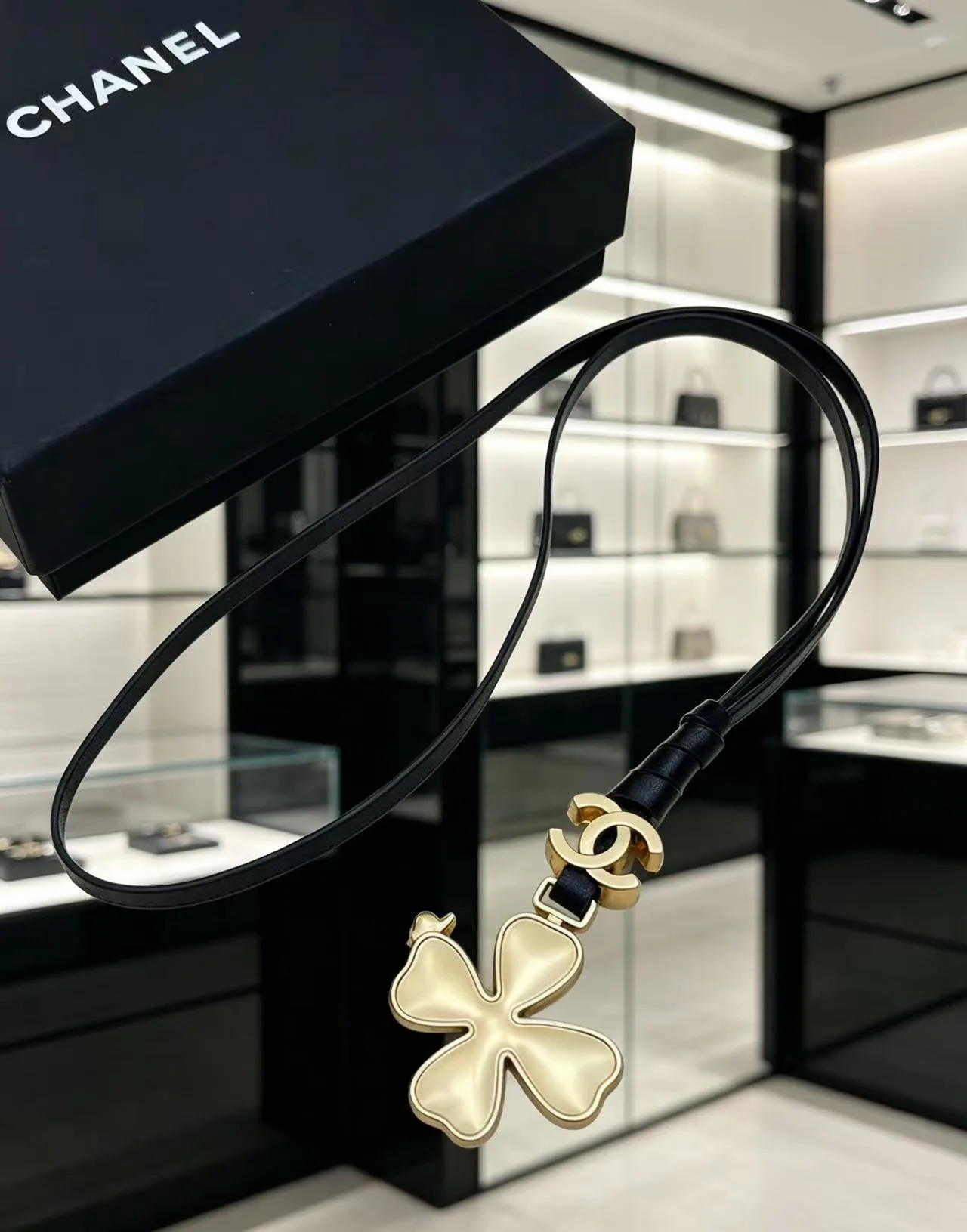 Бижутерия Chanel 18058725