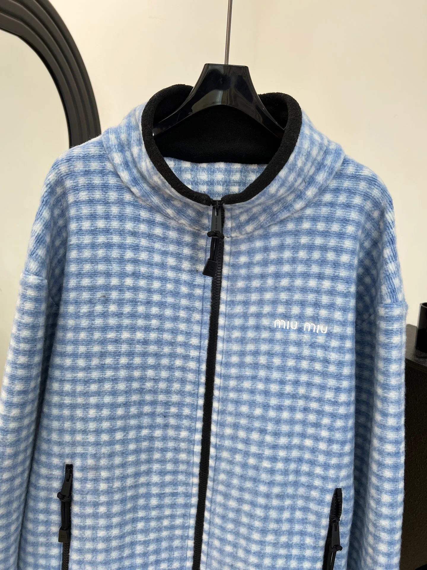 Куртки И Пуховики Женские Miu Miu 18149370