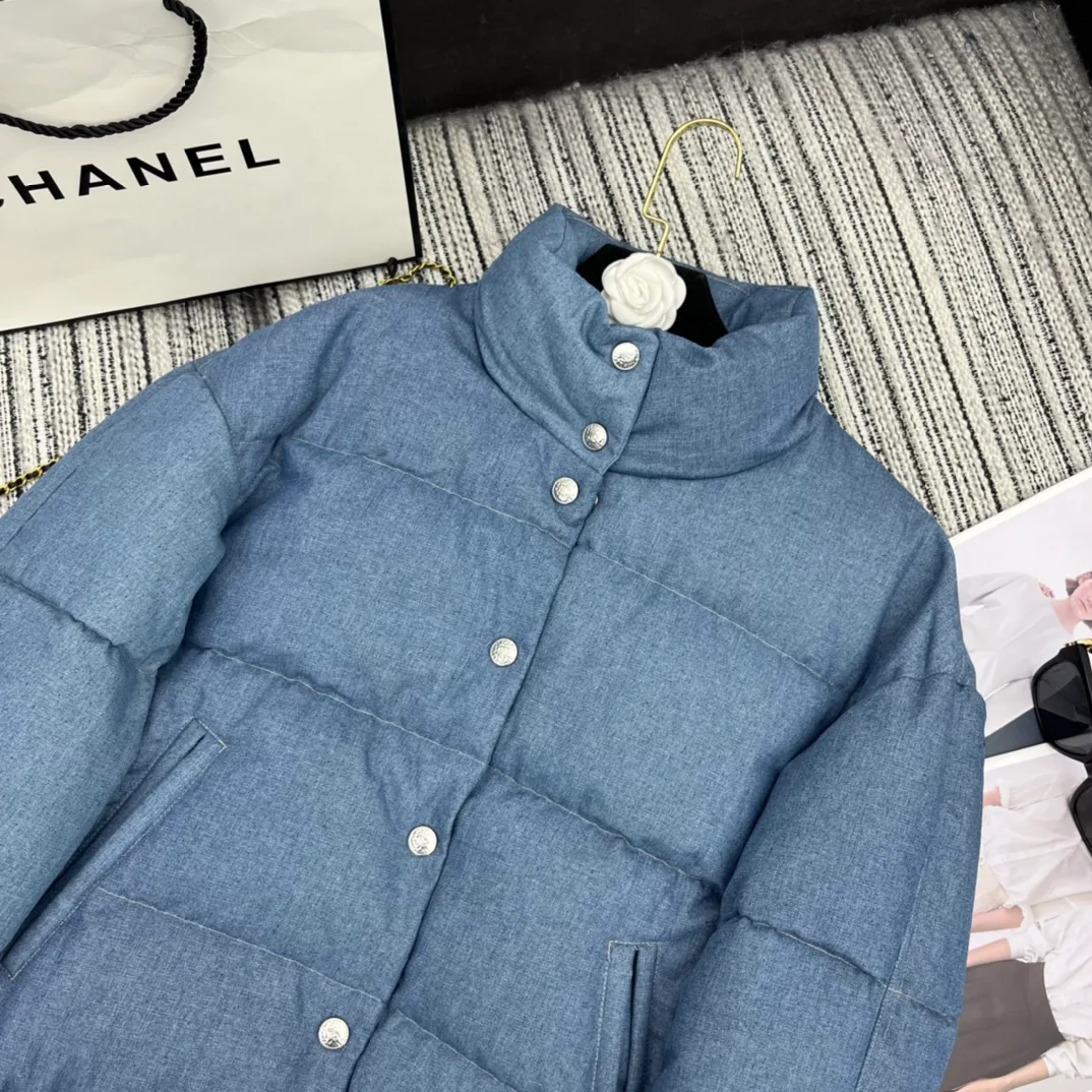 Куртки И Пуховики Женские Chanel 4815