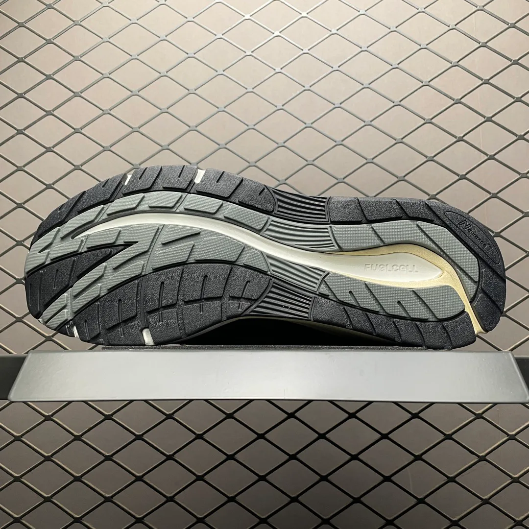 Кроссовки Женские New Balance 11301201