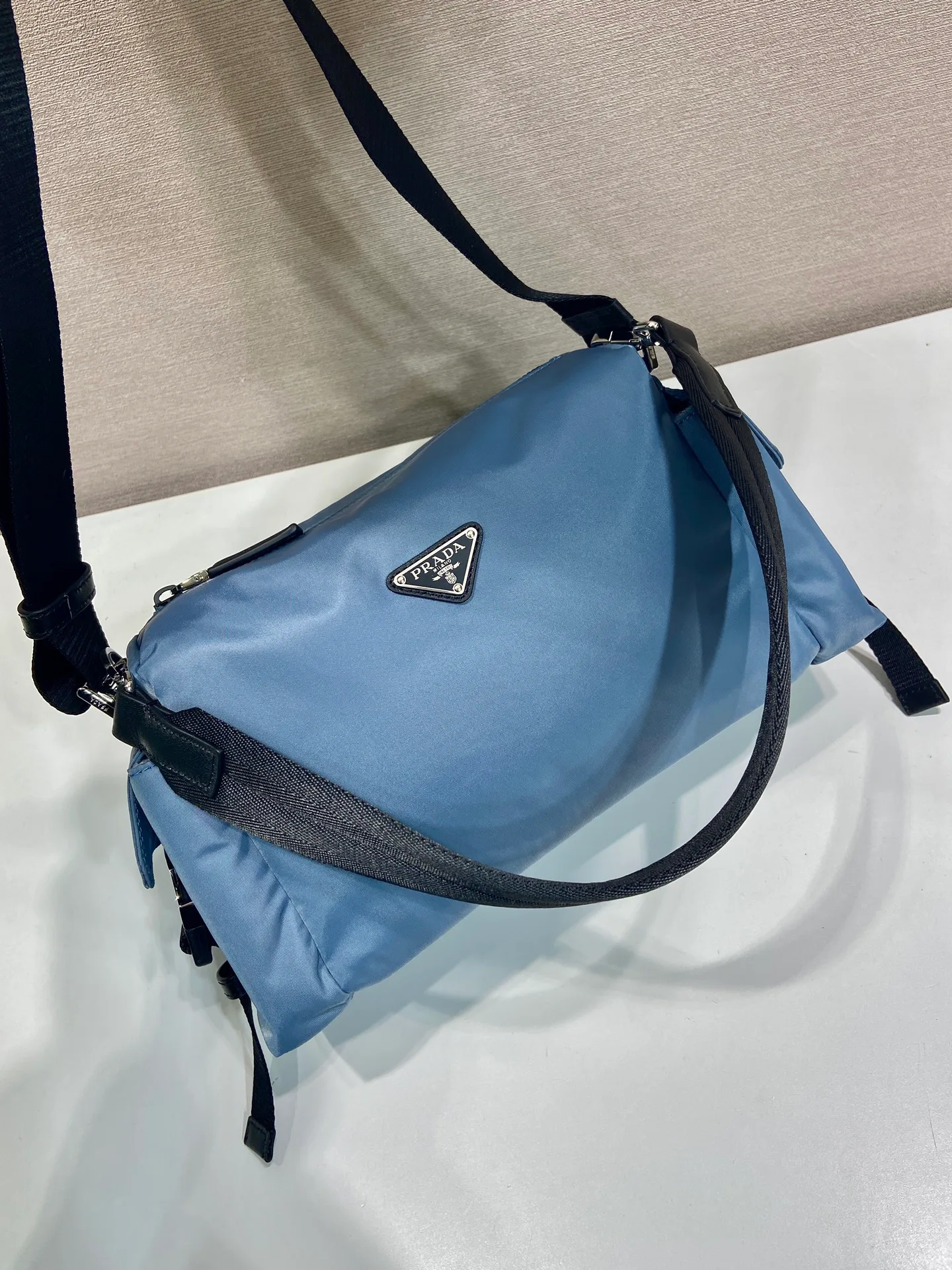 Сумки На Ремне Женские Prada 11897339