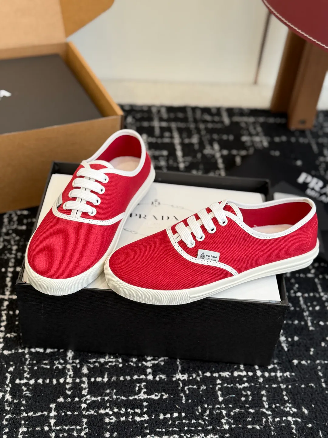 Кроссовки Женские Prada 5014985