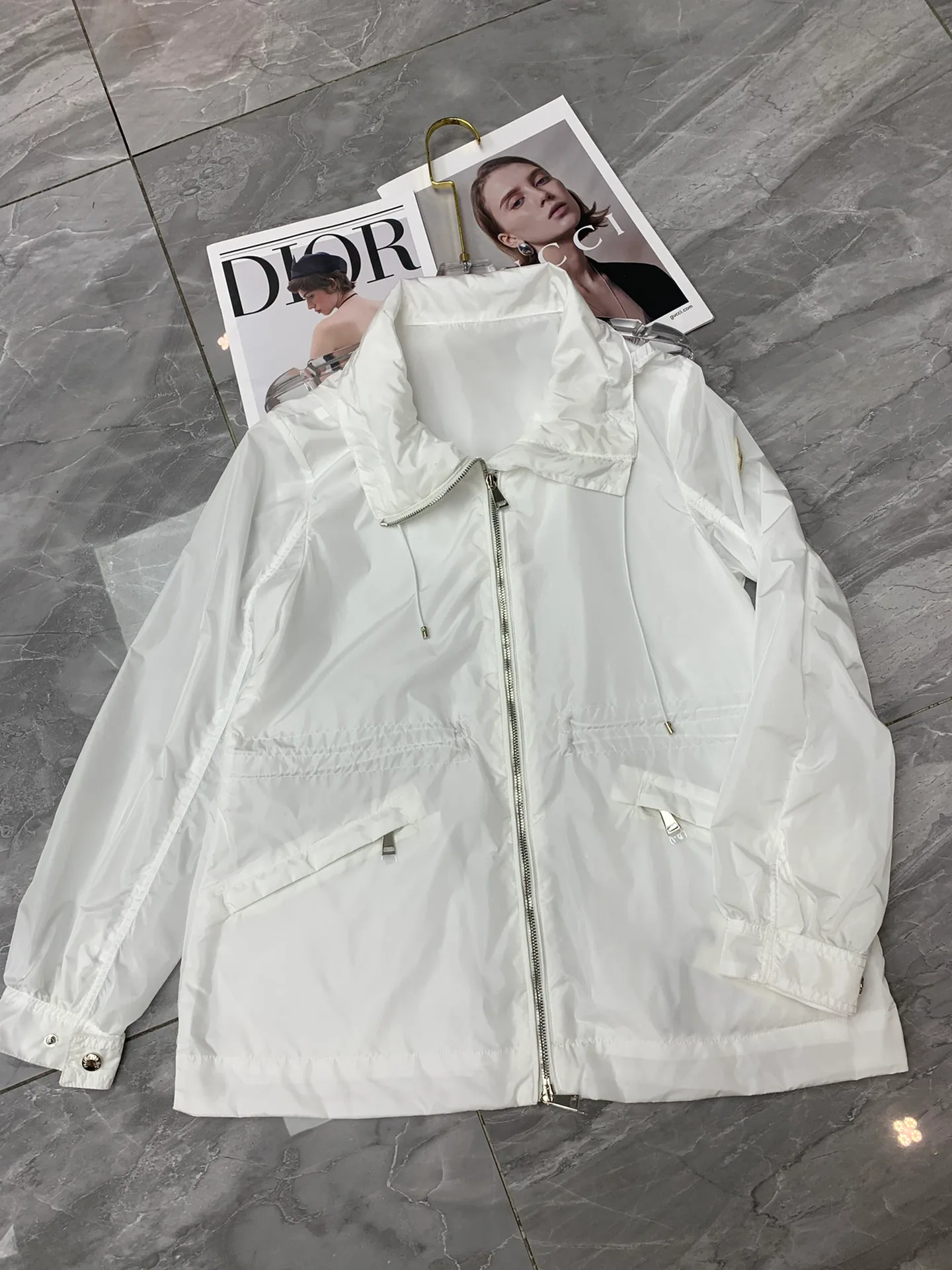 Куртки И Пуховики Женские Moncler 11537551